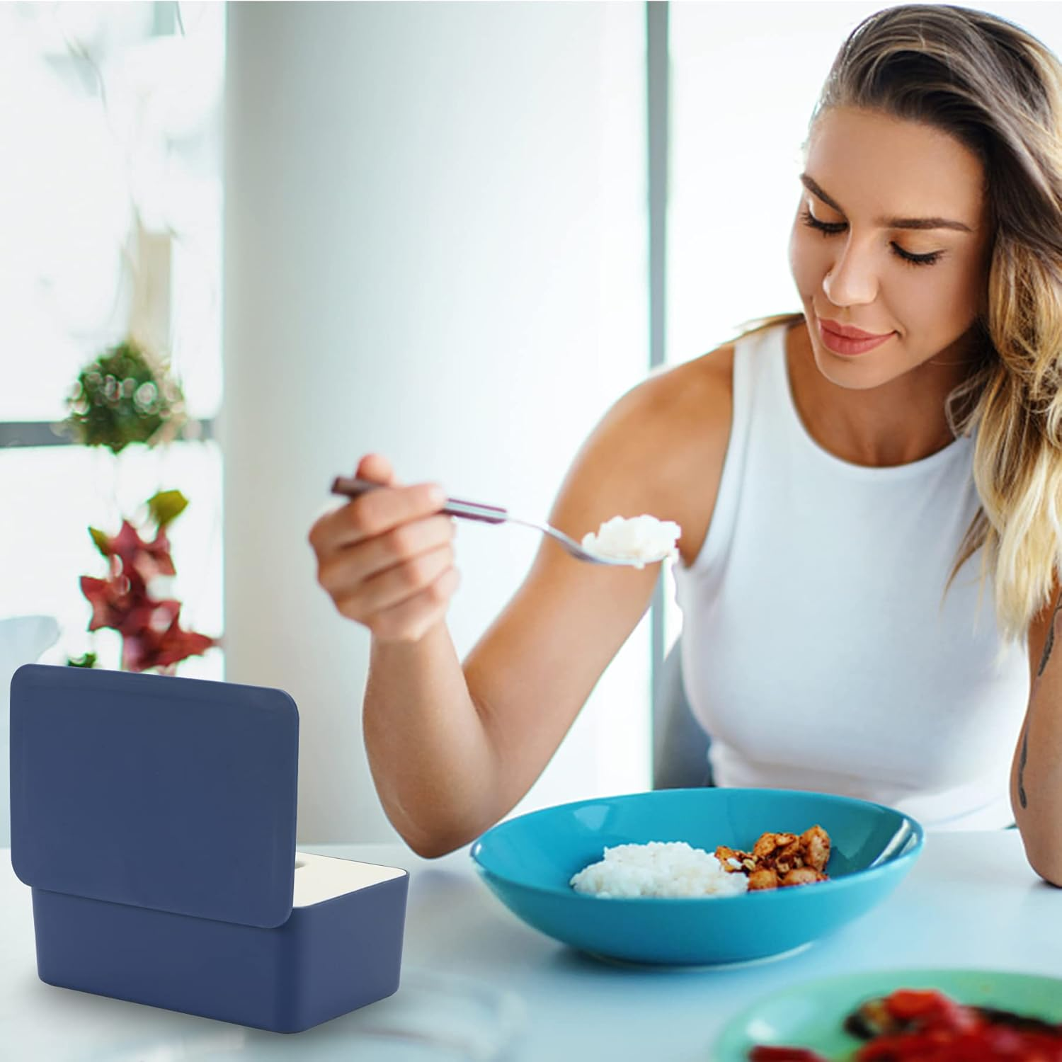 NOVWANG Wipes Dispenser Large Capacity Baby Wipes Holders Case Keeps Wipes Fresh Wipes Container with Silicone Non-Slip Pad, Dustproof Tissues Wipes Case with Lid (White-Blue) image number 1