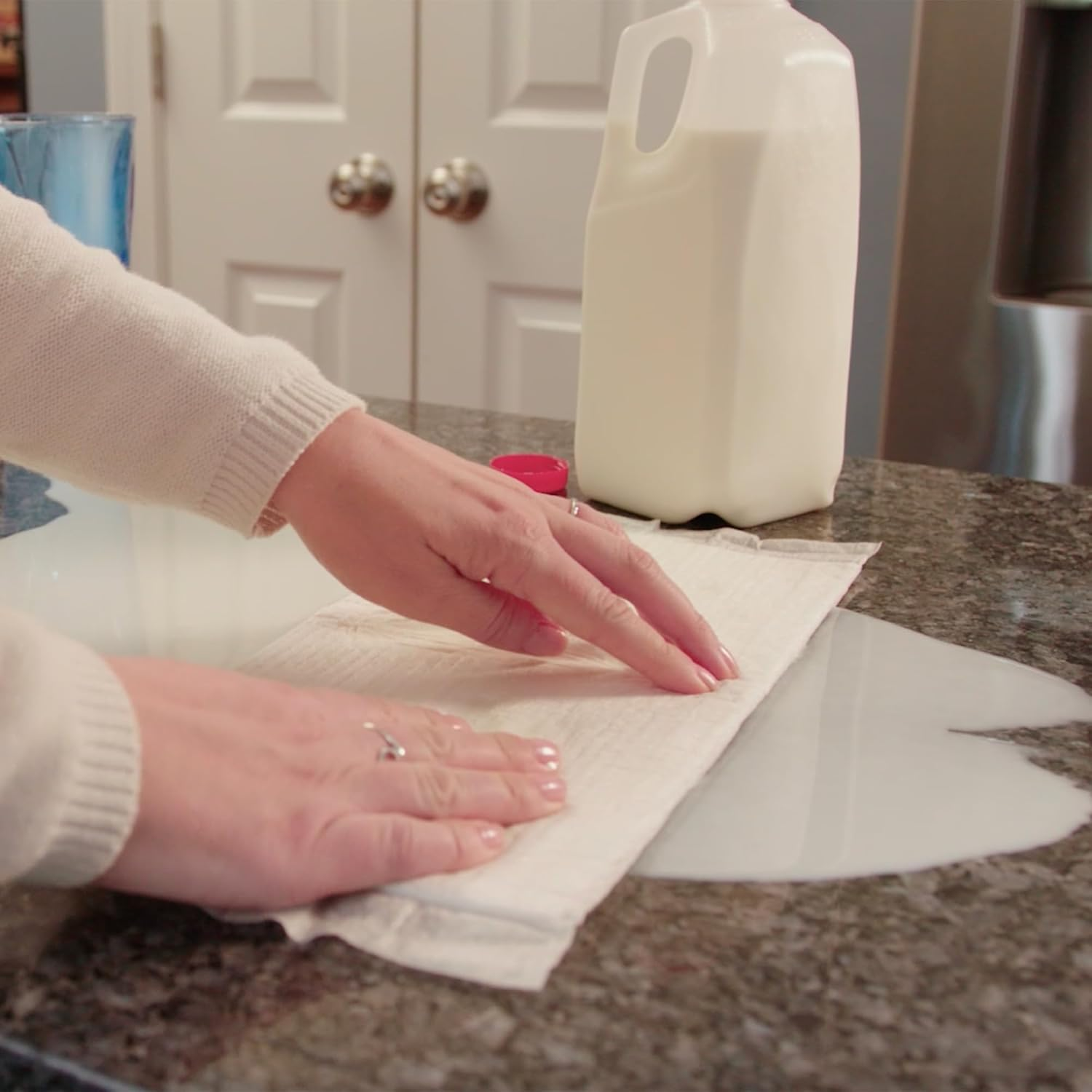 Quick Dam WUM-10 Absorbent Mats, White image number 5