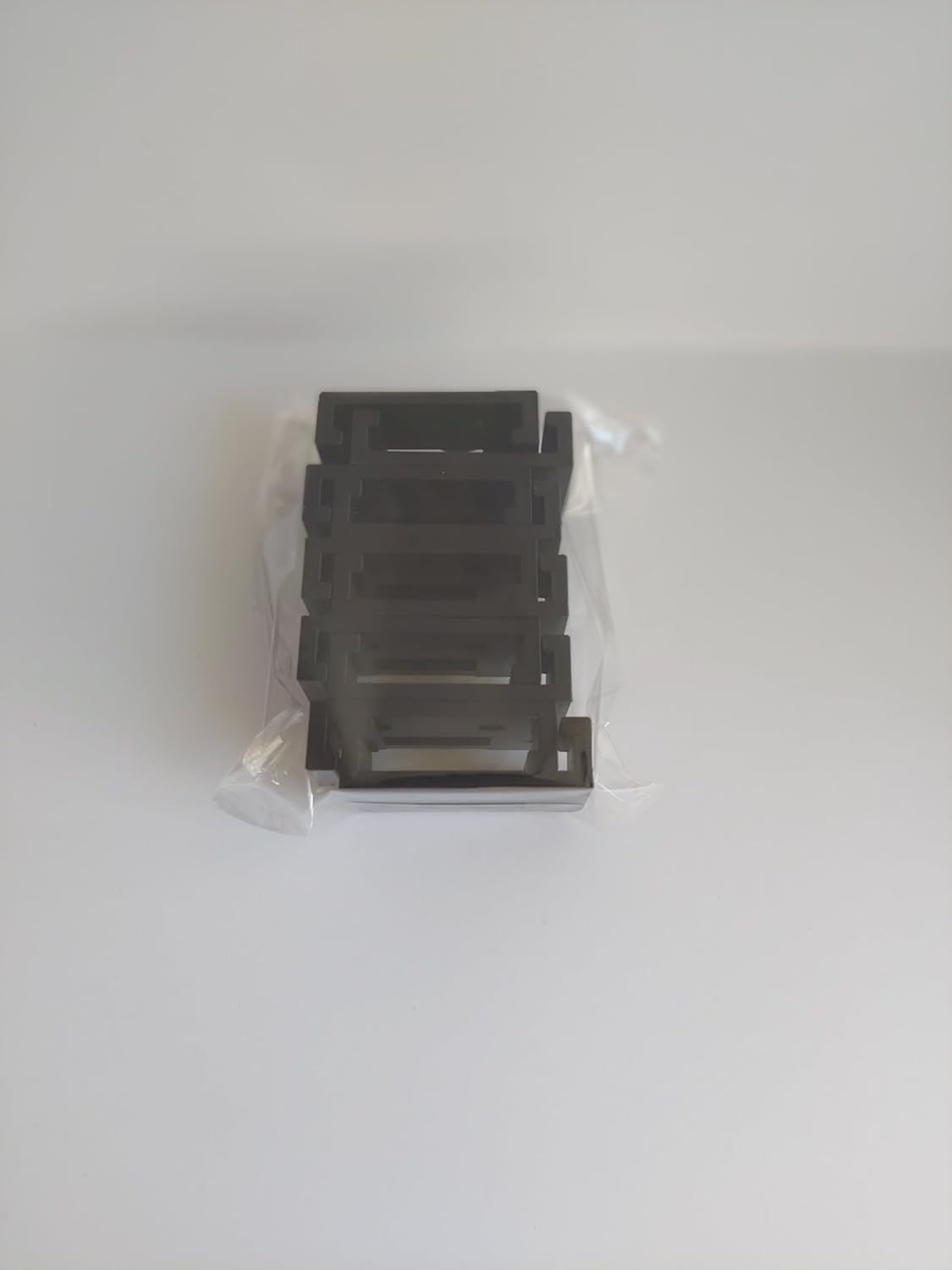 10 Pack Wall-Mount Battery Holder for Makita 14.4V & 18V LXT Batteries &ndash; Compatible with BL1815, BL1830, BL1840, BL1850, BL1860 image number 4