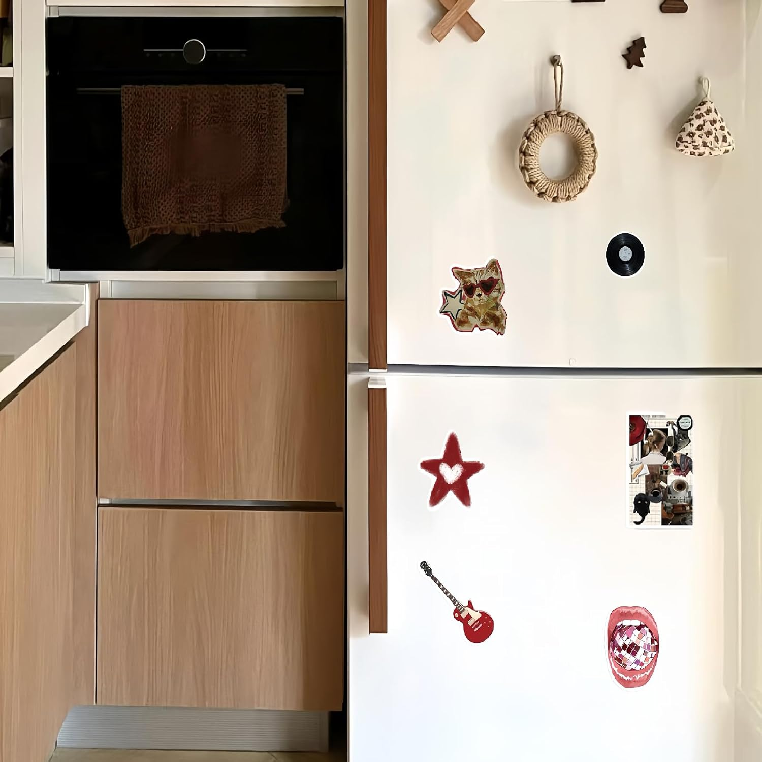 50 Downtown Girls Sticker Pack, Cool Trendy Y2K Stickers,Aesthetic Stickers Decals,Vinyl Waterproof Book Stickers Kindle Sticker, for Water Bottle Laptop Mobile Phone Guitar Computer Party Supplies - Anime City55 image number 7