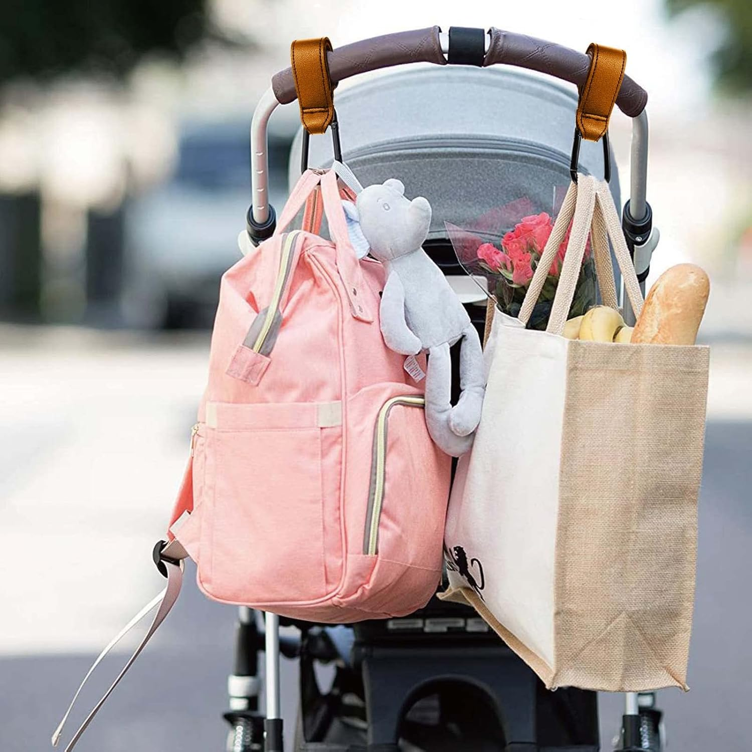 Pram Hook Clips, Pack of 2 Buggy Clips Carrier Pram Hooks, Pram Bag Holder Made of Leather, Bag Hooks for Strollers, Pram Clips, Pram Hooks for Bags, Backpack (Brown)