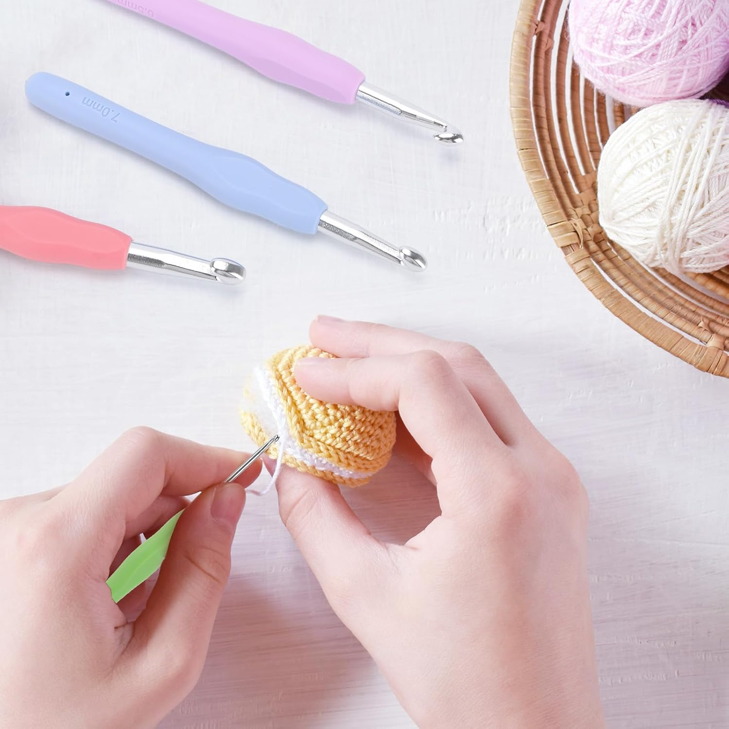 BTYMS 12Pcs Crochet Hooks Set, Ergonomic Handle Crochet Hook Needles for Arthritic Hands, Knitting & Crochet Supplies for Beginners, Extra Long Crochet Needles Size (2.0Mm-8.0Mm) image number 2