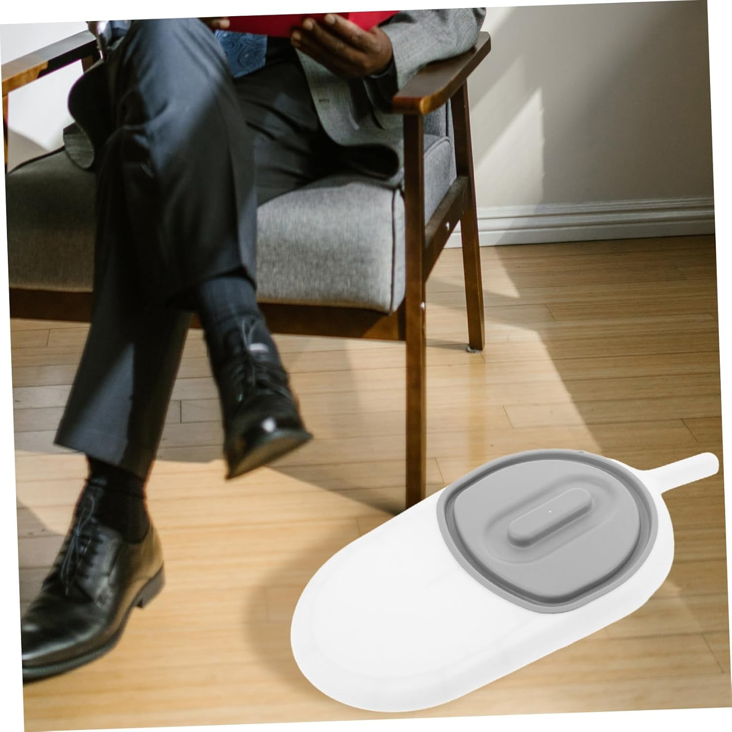 Generic Elder Care Toilet Bowl Potty Portable Toilet Convenient Urinal Pot with Handle Bed Pans Elderly Men Bedpans for Elderly Bed Pan Women Portable Plastic