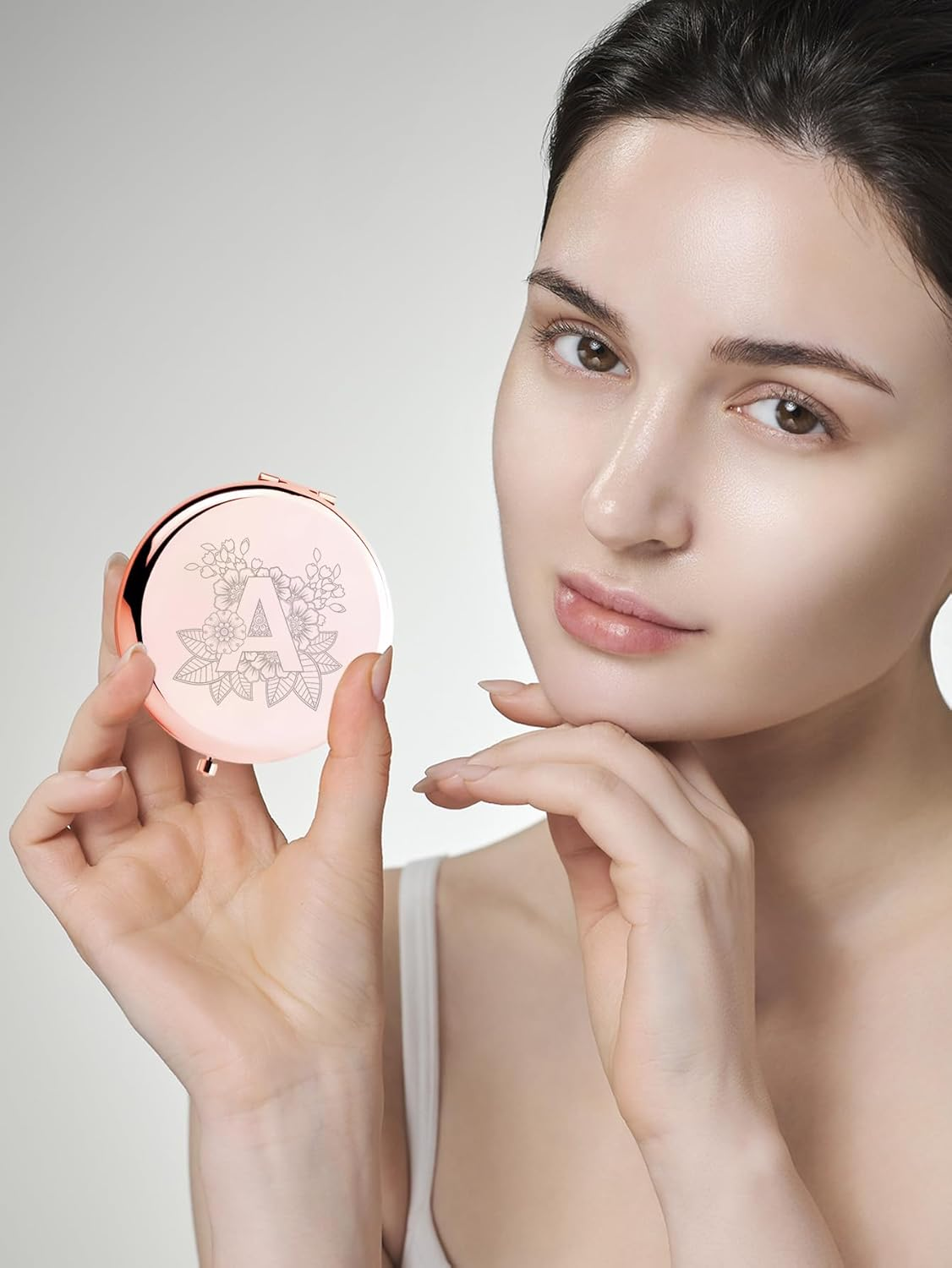 Rose Golden Compact Makeup Mirror, A-Z Surname Style Design, Perfect Present for Birthday Present, Christmas, Mother'S Day, Sister Gifts and Best Friends Gift. 1X/2X Magnifying, Foldable Cosmetic, U - Q image number 5