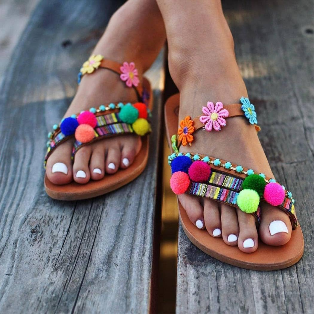 Outyua Solid Square Fake Toenails Matte Press on Toe Nails Short Acrylic False Toes Nails Cute Artificial Beach Full Cover Toenail White for Women 24 Pcs (White)