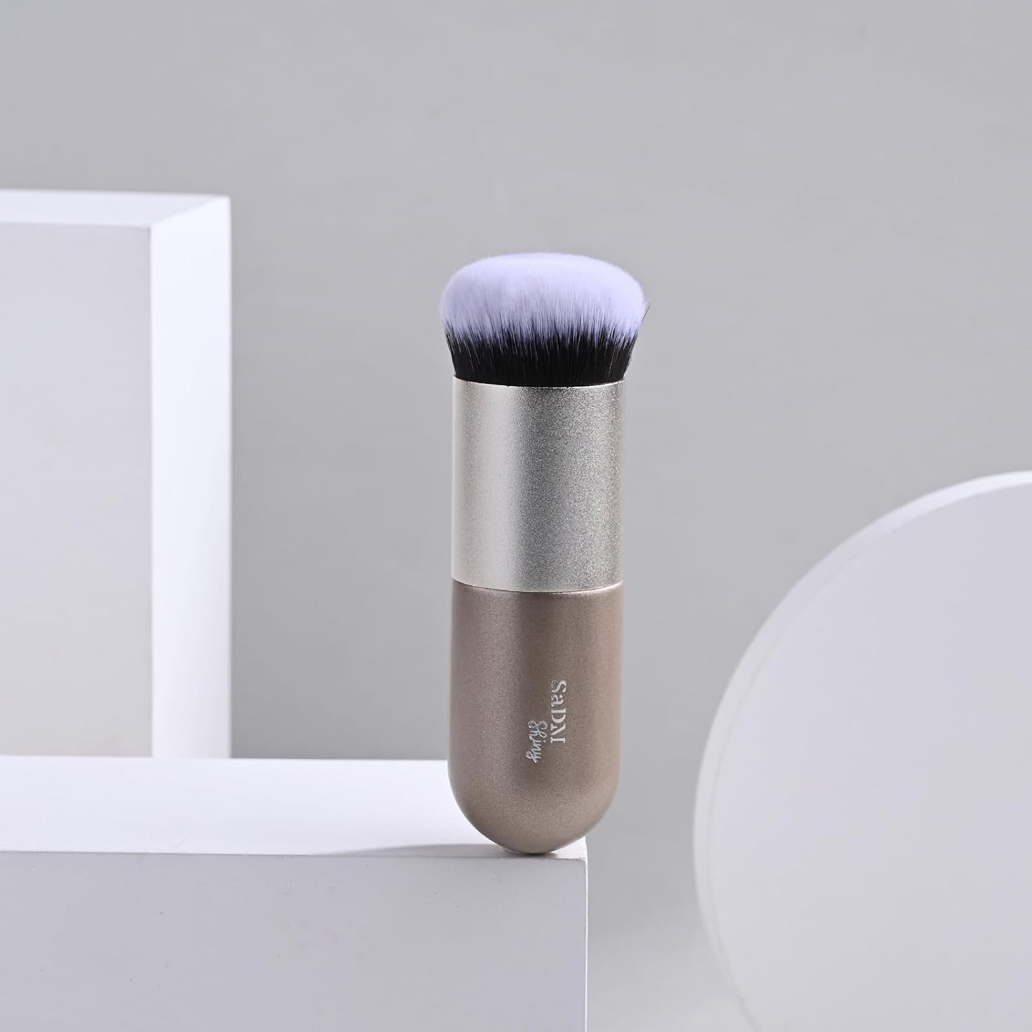 Kabuki Makeup Brush - Blender Brush for Powder, Cream, Liquid Foundation, Sunscreen, Blush Blending & Bronzer - Professional Make up Brush - Full Face Makeup Brush - Vegan & Cruelty Free image number 5