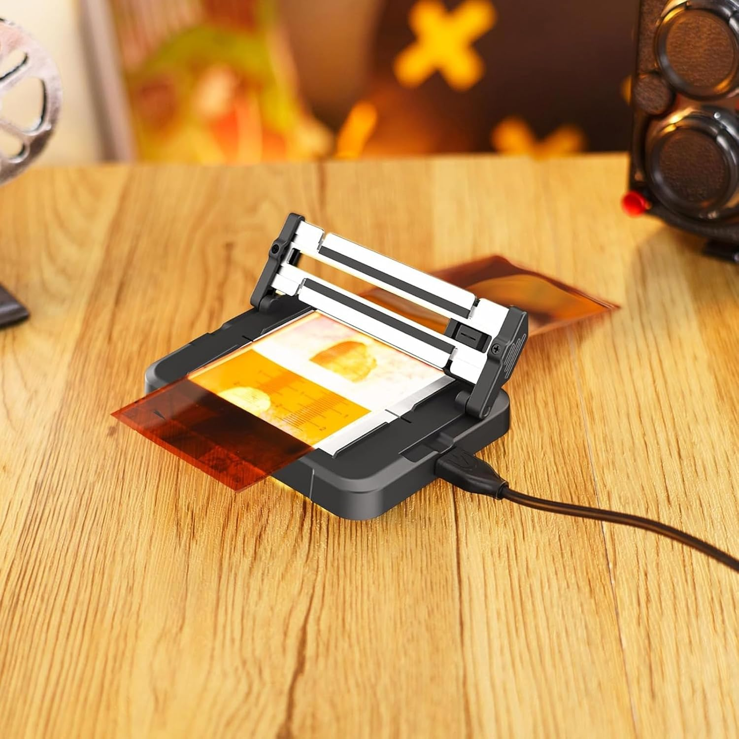 Slide Film Cutter for 35Mm and 120 Medium Format Negatives, Negative Film Cutter with Built in 11 Levels Adjustable LED Backlit image number 2