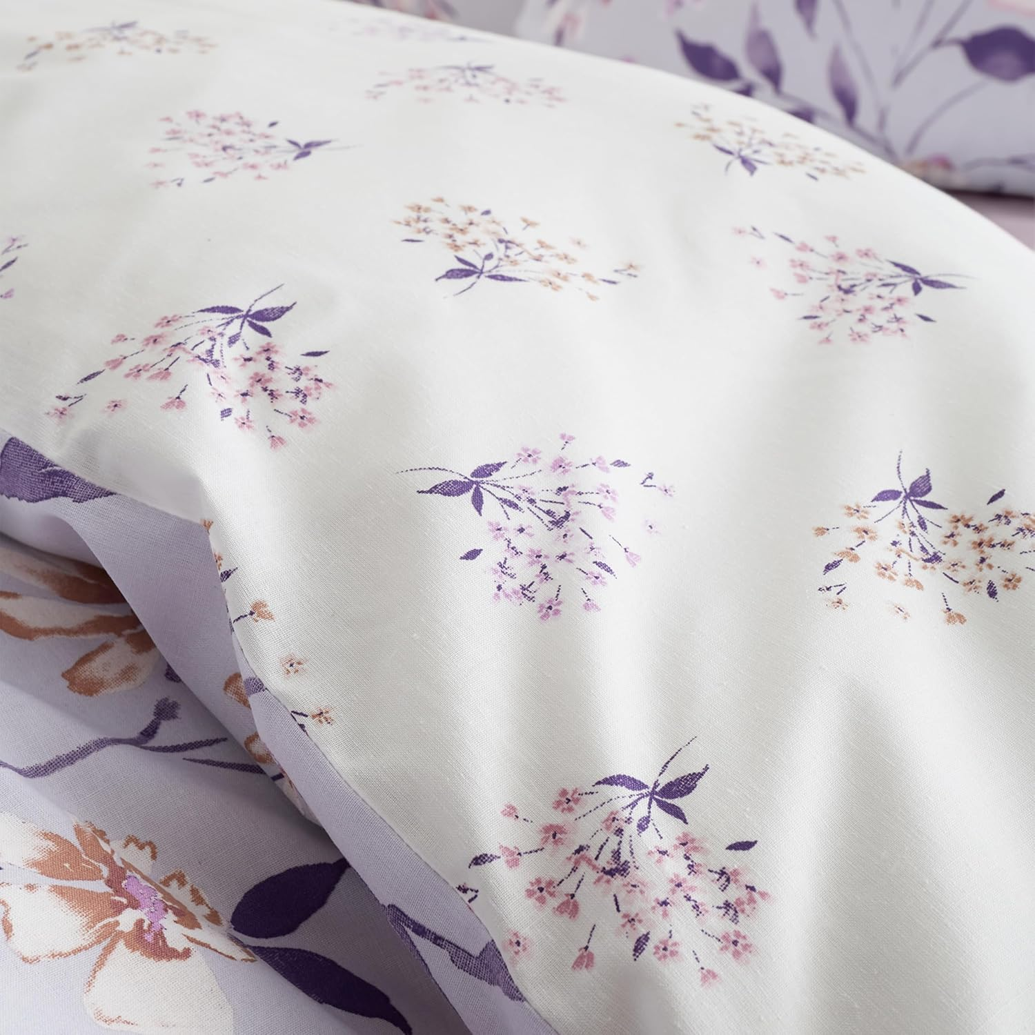 Catherine Lansfield Isadora Floral Reversible Double Duvet Cover Set with Pillowcases Lilac image number 6