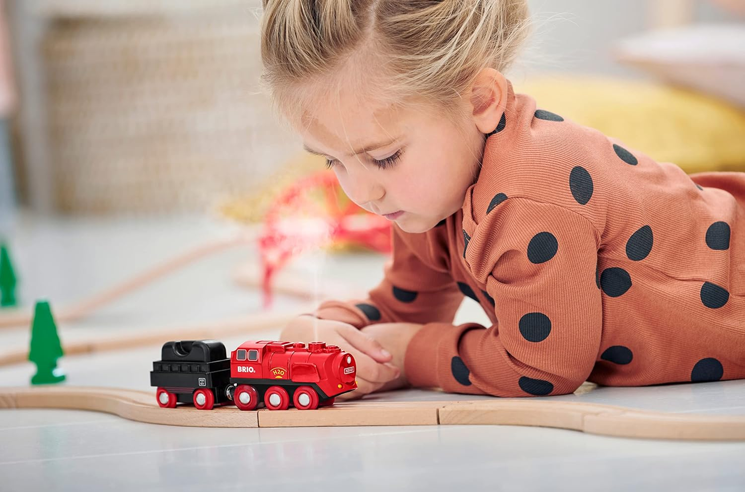 BRIO World 36017 Wooden Train Set &ndash; Steaming Engine with Real Cool Steam, Track & Tunnel &ndash; Toy Train Set &ndash; Ages 3+ image number 4