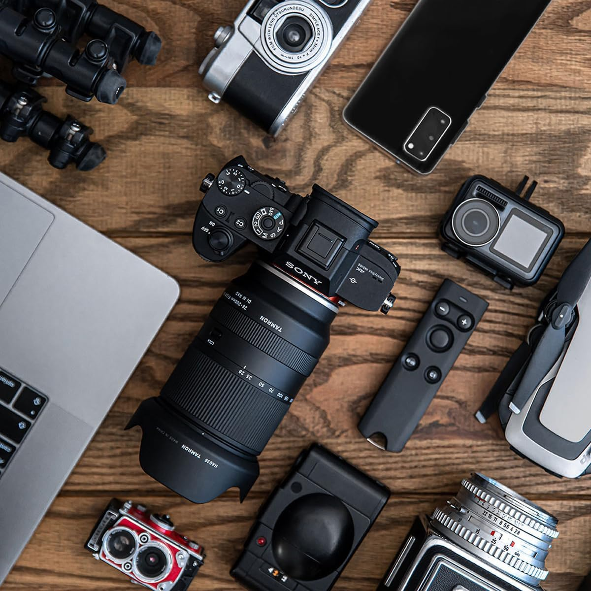 Tamron 28-200Mm F/2.8-5.6 Di III RXD Lens for Sony Full Frame Mirrorless image number 3