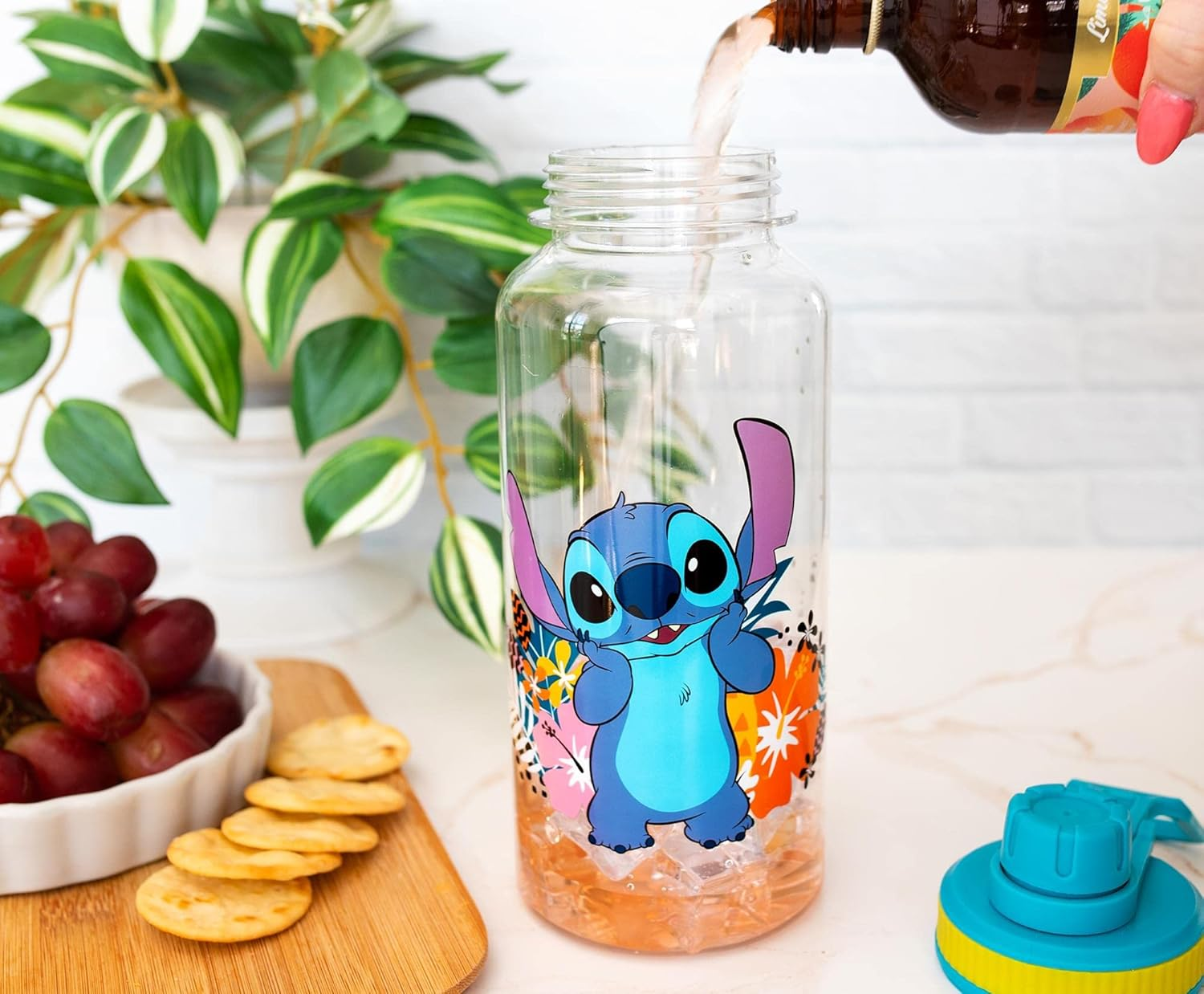 Silver Buffalo Lilo and Stitch Tropical Flowers Twist Spout Plastic Water Bottle with Stickers You Stick Yourself, 32 Ounces image number 4