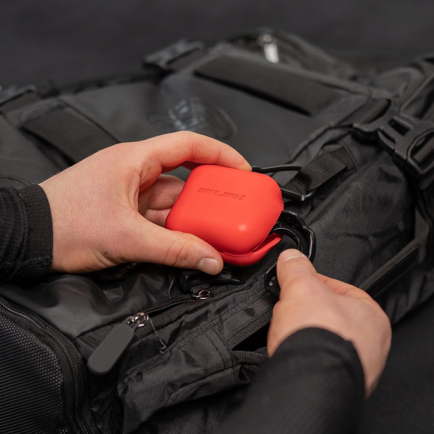 SAFEJAWZ Premium Mouthguard Case with Carabiner Clip. Unique Durable and Flexible Silicone Design to Keep Gum Shields Protected/Clean. Red, One Size. image number 3