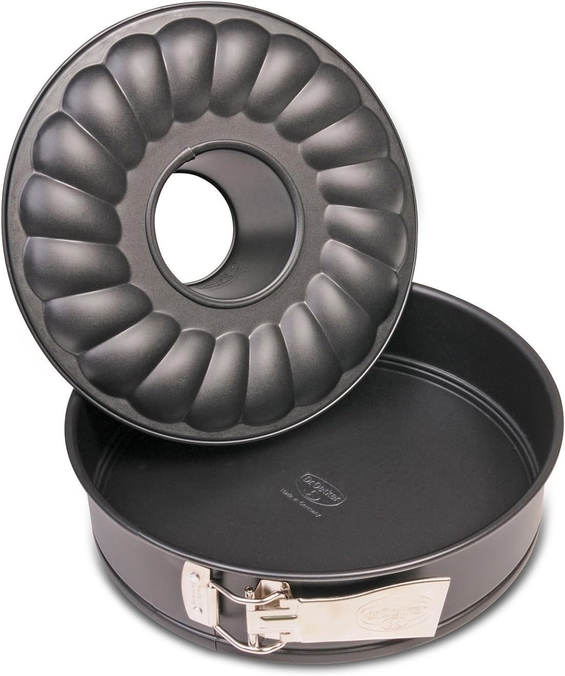 Dr.Oetker Springform Pan with Flat and Tube Base &Oslash; 26 Cm, Cake Mould with Non-Stick Coating, round Coated Pie Tin with Two Bases, Sheet Steel Bakeware (Colour: Black) image number 5