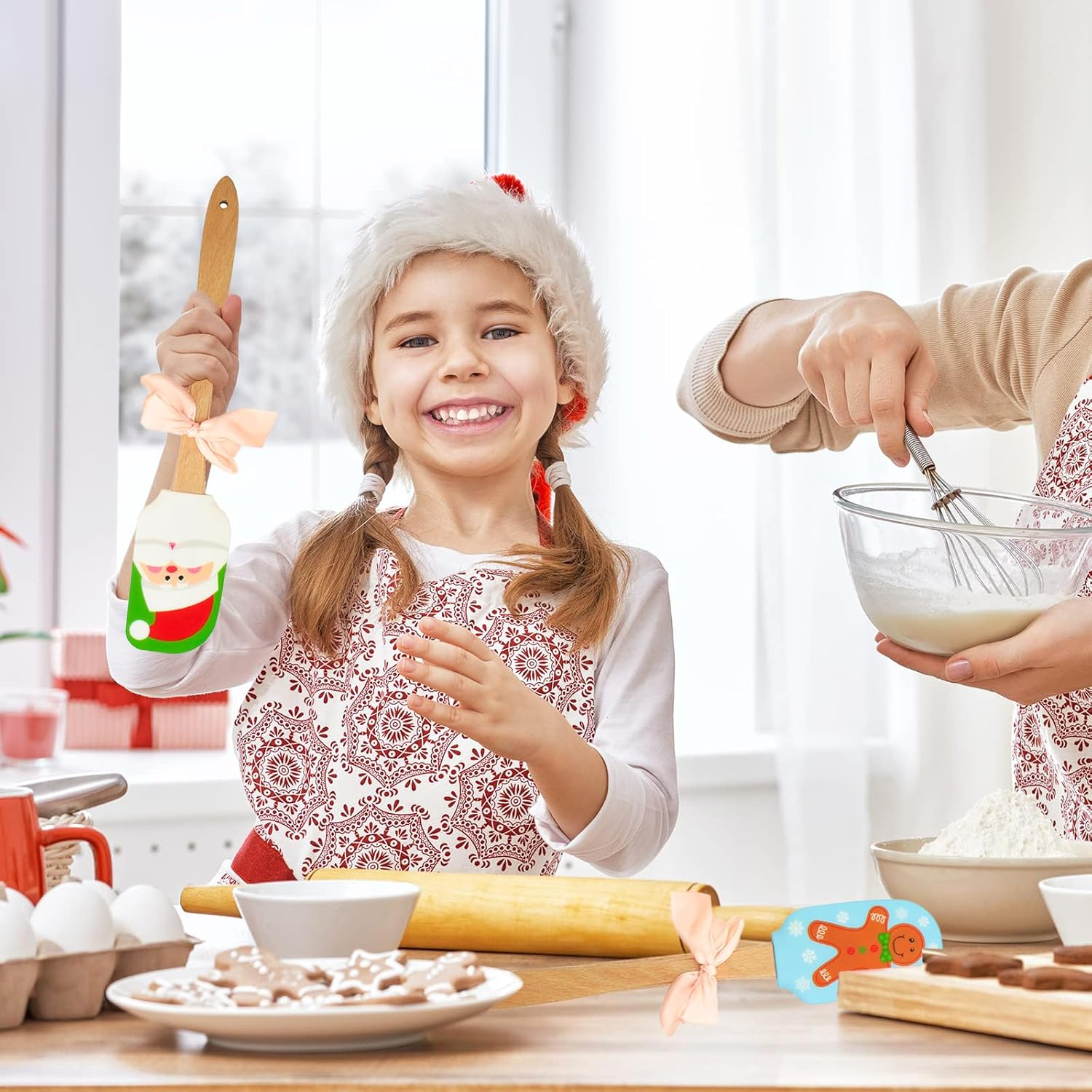 Silicone Spatula, Caliamary 3 Pieces Kitchen Mini Silicone Spatula Set, Christmas Cake Decorating Spatula with Wooden Handle, Snowman Gingerbread Man and Santa Claus Pattern (3) image number 2