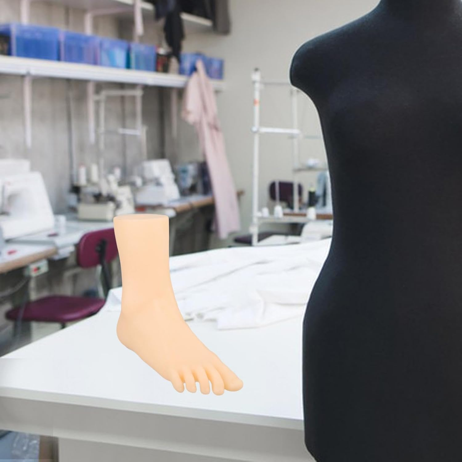 Eigell Foot Model, Women Mannequin Foot Display, Simulation Ankle Bracelet Shoes Sock Display for Shoes Socks Toe Rings Chains, Right Style A image number 2