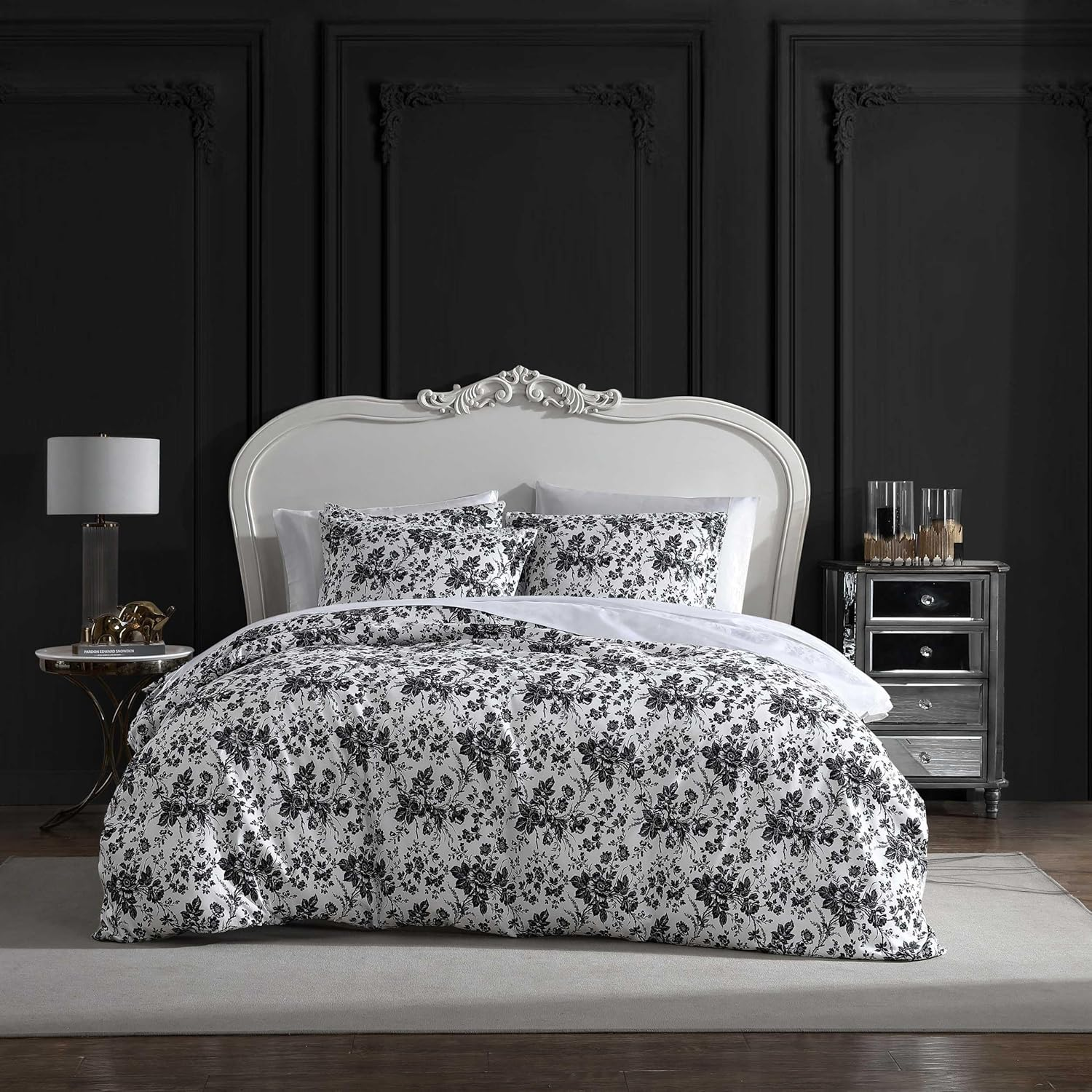 Betsey Johnson - Queen Duvet Cover, Soft Bedding Set with Matching Shams, Floral Home Decor (Betseys Toile Black, Queen)