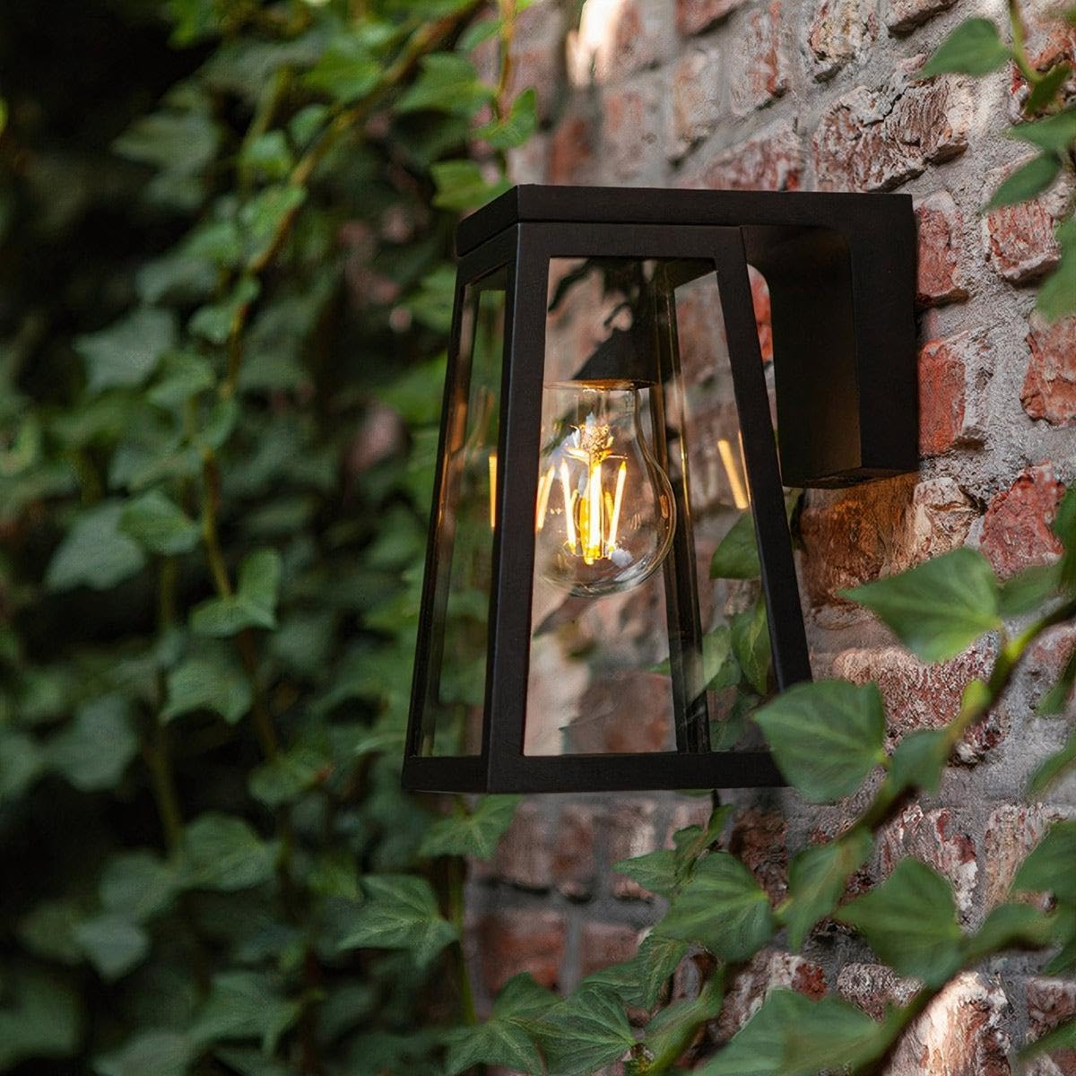 Solar LED Coach Wall Light, 140Mm X 164Mm X 207Mm, Matte Black Aluminium, IP54 Weather Resistant image number 2