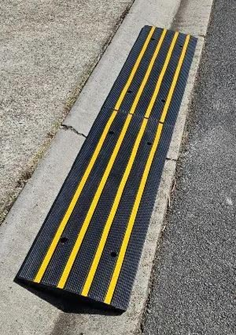 Rubber Driveway Kerb Ramp, Heavy-Duty, 1200 X 410 X 65Mm, Durable Rubber Construction, Non-Slip Surface, 15 Tonne Capacity, 21Kg image number 2