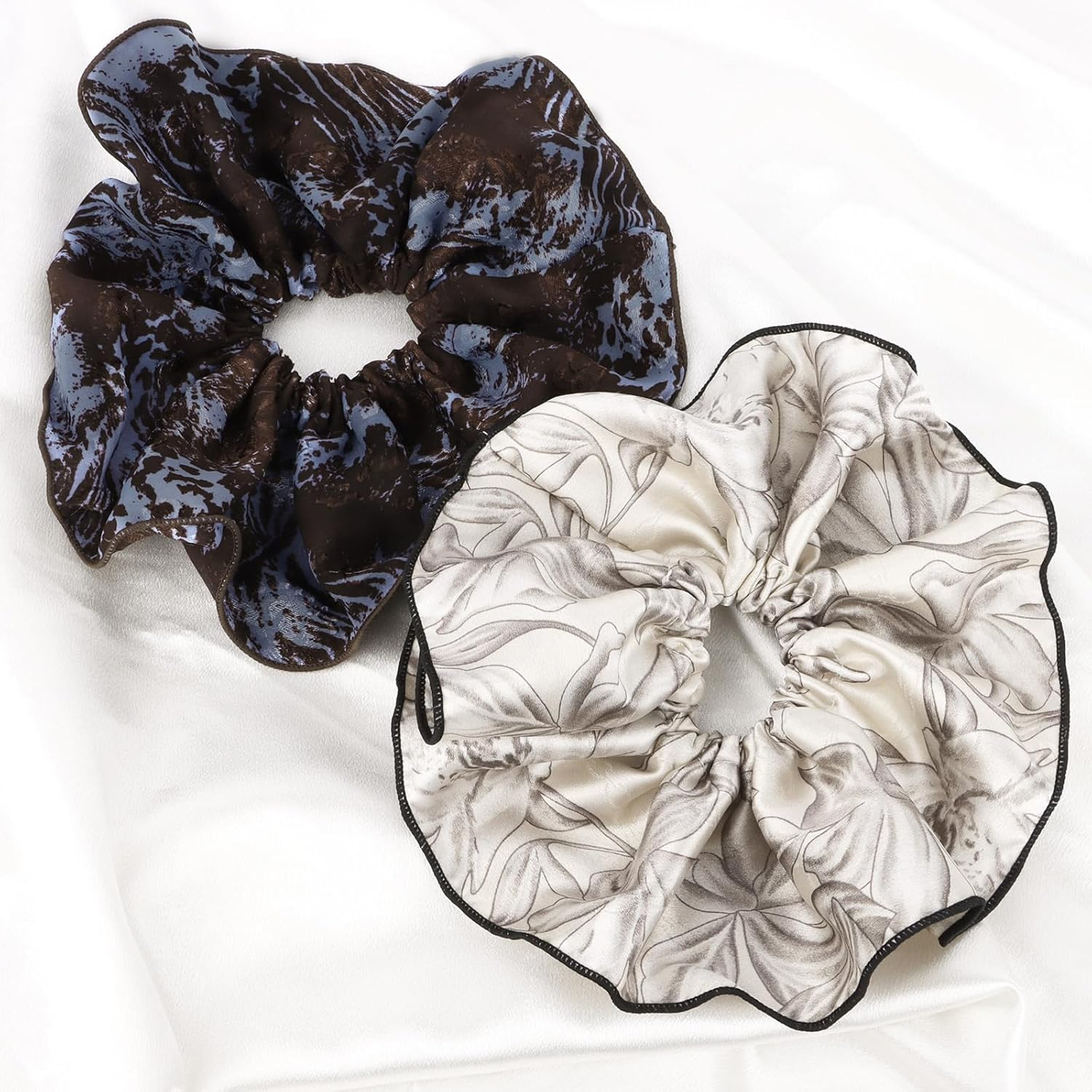 Bumlofa 2 Pieces Printed Pattern Hair Scrunchies Women Set Silky Texture + Retro Designs for Hair Bobbles Girls image number 3