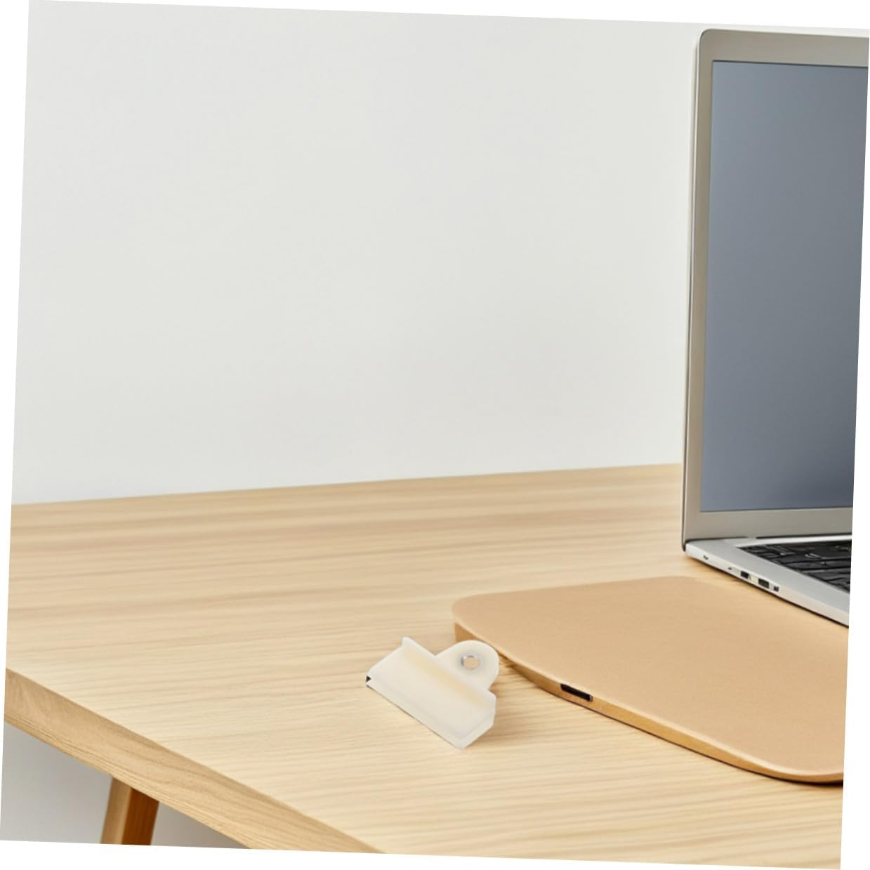 BATHVEVE 4Pcs Plastic Glass Fixed Clip for Car Window Regulator Holder Sash Stable Glass Door Clamp Replacement for Vehicle Panels Quick Installation for Trucks And image number 1