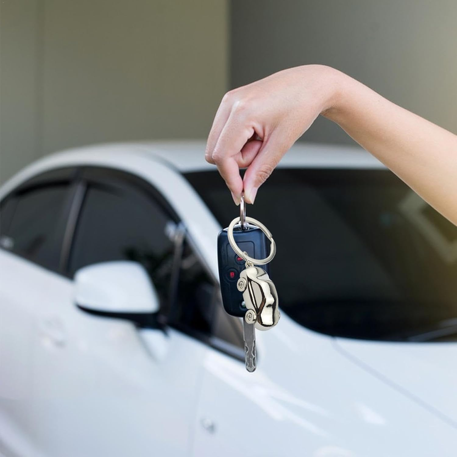 Pzuryhg Car Key Pendant | Creative Backpack Purse Charm | Stylish Cool Metal Model Pendant for Bag, Pocket, Wallet, Car Key, Travel, Iron, Refer to Description image number 5