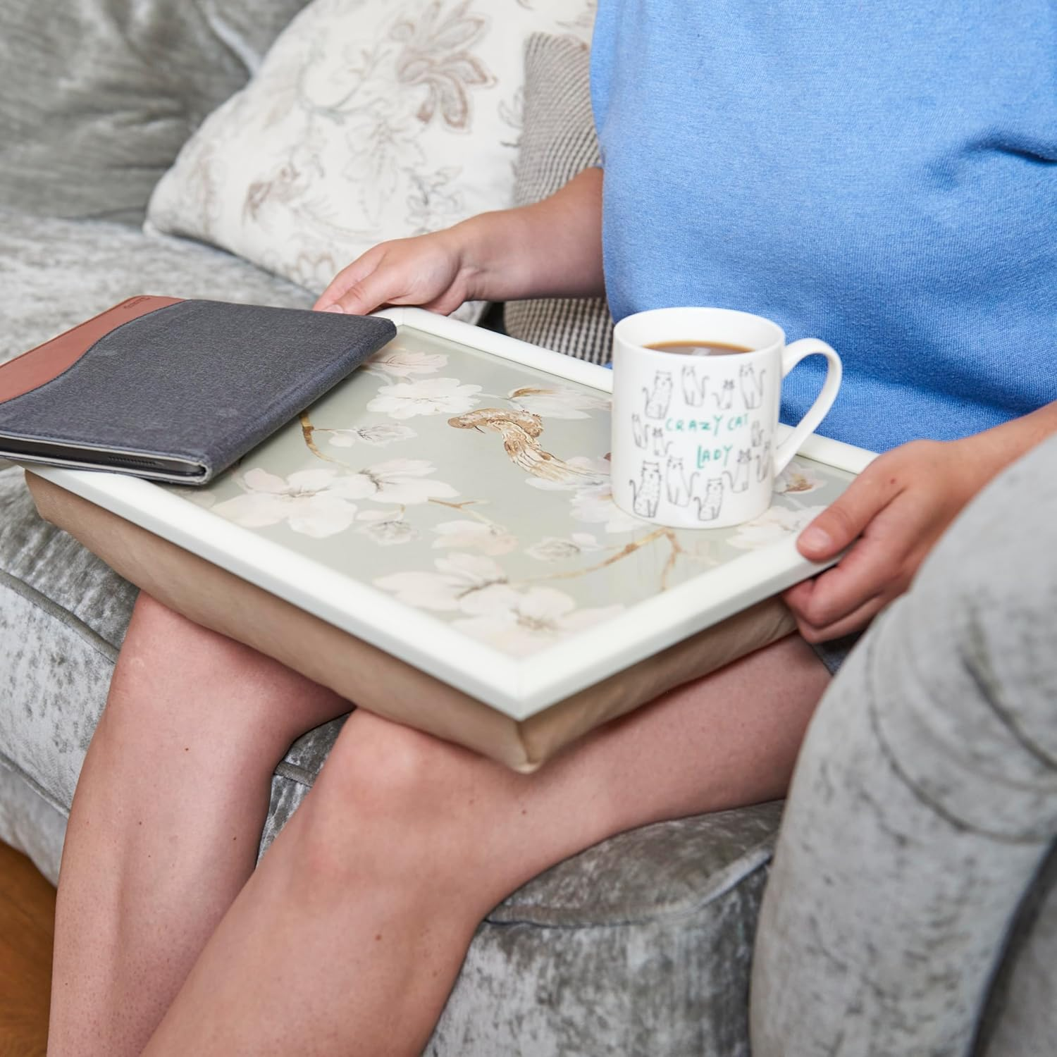 Creative Tops Cushioned Lap Tray/Lap Tray with Cushion and 'Duck Egg Floral' Design, Multi-Colour, 44 X 34 Cm image number 3