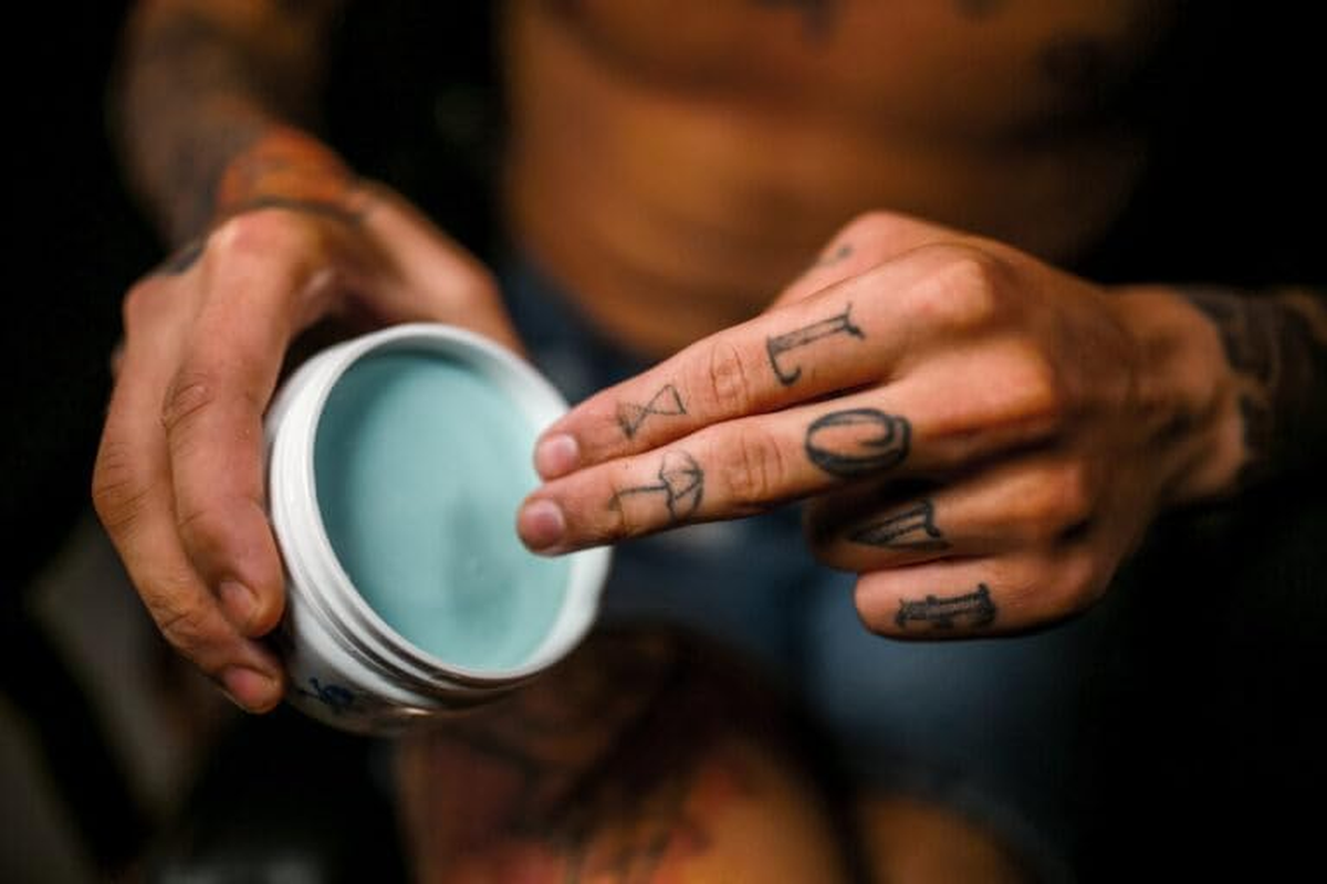 Barbertime Cream Gel (3 X 150 Ml) - Styling for Smooth Look & Soft Curls | Elastic Hold, Light Shine & Fresh Peppermint Fragrance | Water-Based & Residue Free - for All Hair Types image number 2