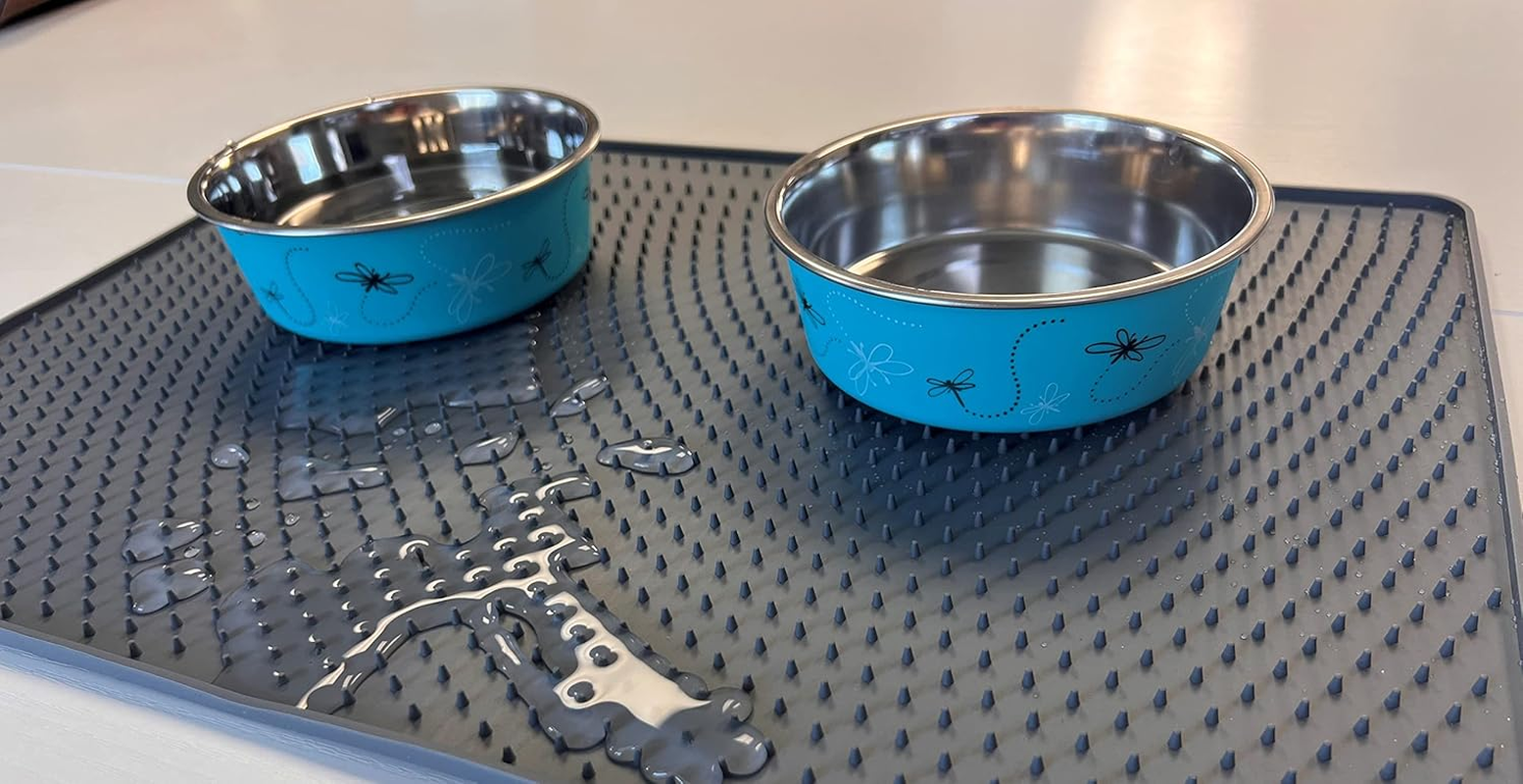 Large Premium Grade Silicone Cat Litter Mat, Floor Protective Mat, Waterproof, Urine Proof Silicone Pet Mat with Silicone Bristles to Help Clean Pets Paws