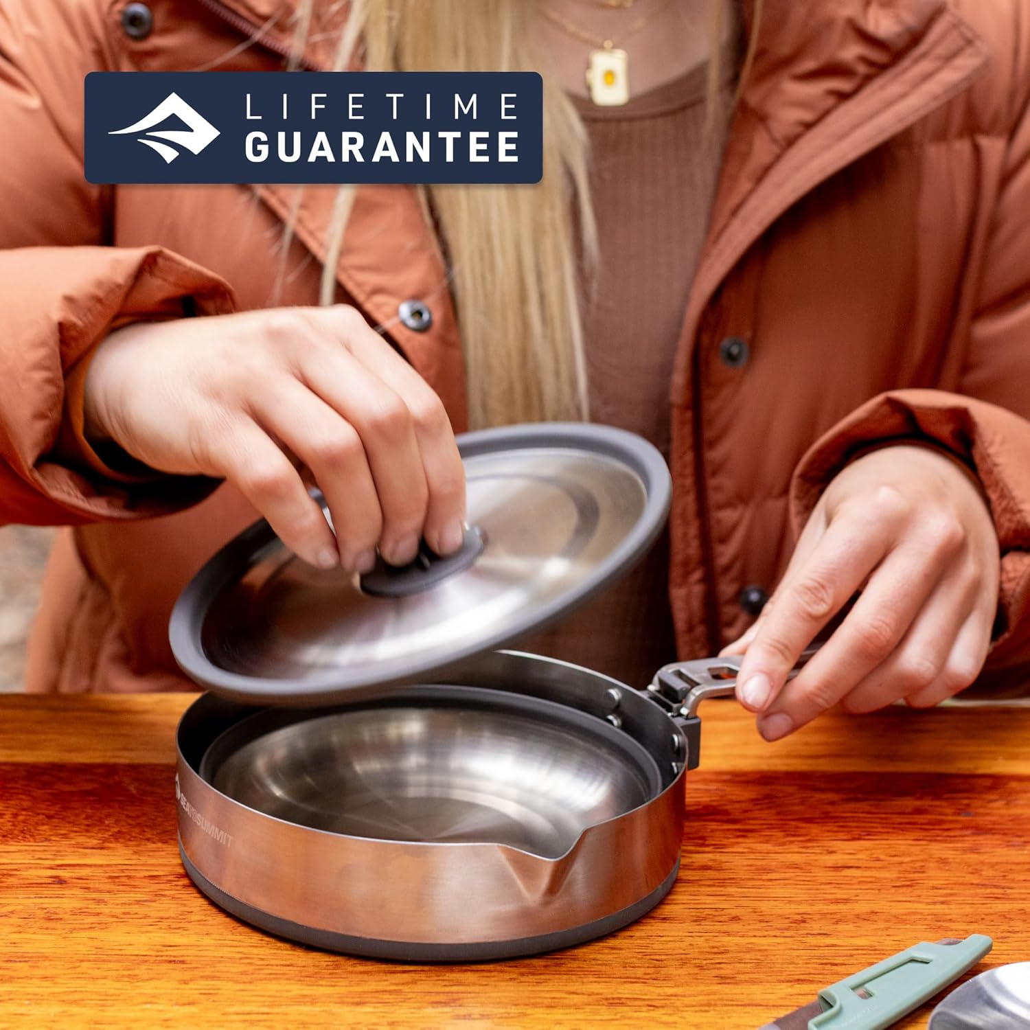 Sea to Summit Detour Stainless Steel Collapsible Pouring Pot, Beluga, 1.8 Litre Capacity