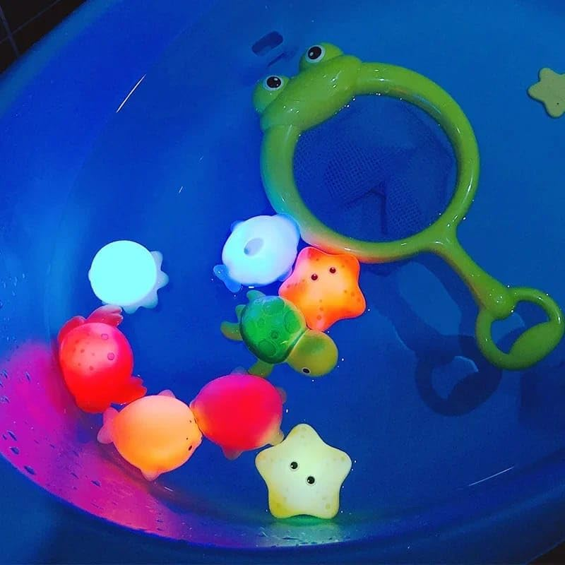Toy O Toy Light up Baby Bath Toys Set with Frog Net &ndash; 4 Colorful Floating Animal Figures (Starfish, Turtle, Whale,Penguin) &ndash; Sensory Water Play for Toddlers and Kids 18M+ (A) image number 5