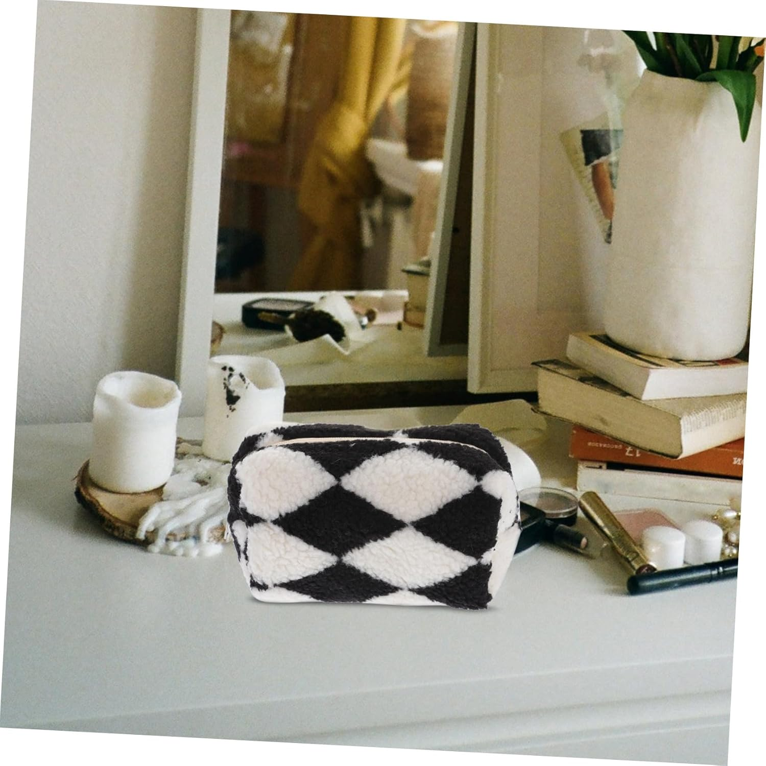 Anneome Fluffy Checkered Makeup Bag Plush Cosmetic Travel Pouch Zippered Toiletry Organizer for Women Stylish Storage Case for Pens and Items image number 6