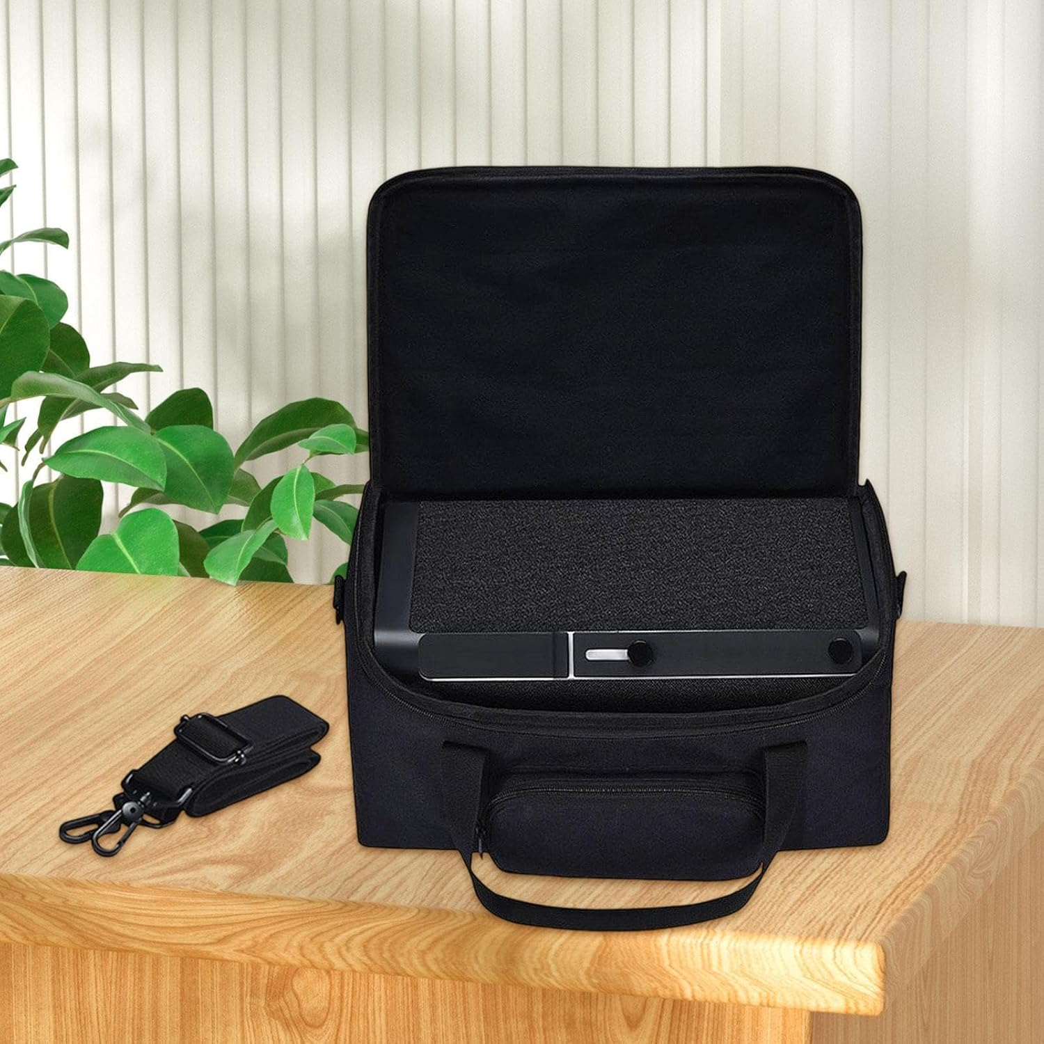 Ysyqkn Portable Speaker Case with Adjustable Shoulder Strap Speaker Storage Bag image number 4