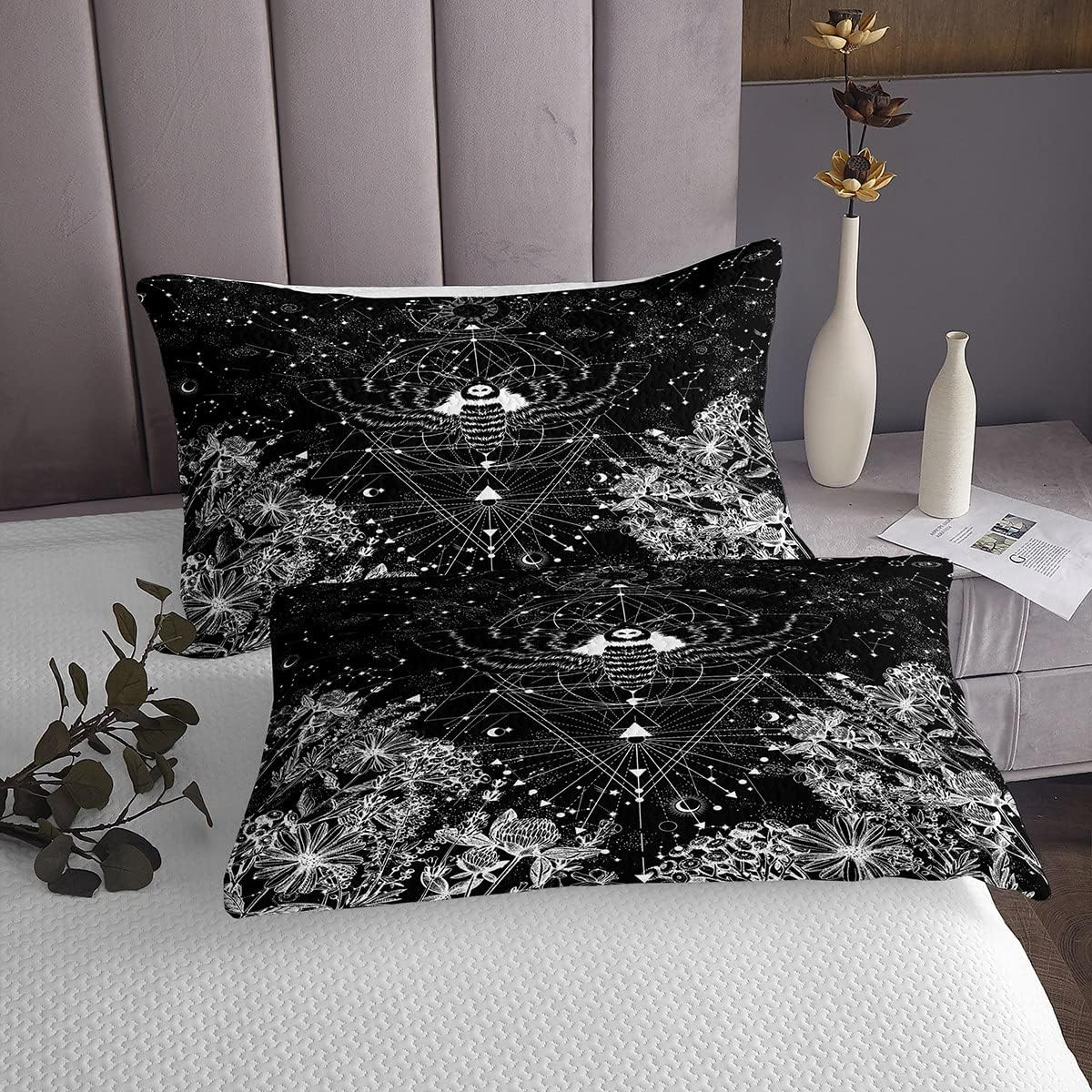 Gothic Moth Bedspread Set 240 X 260 Cm Sun and Moon Quilt Set Trippy Galaxy Duvet Starry Sky Bed Linen Hippie Bohemian Duvet Psychedelic Astrology Bedspread 3-Piece Soft image number 5