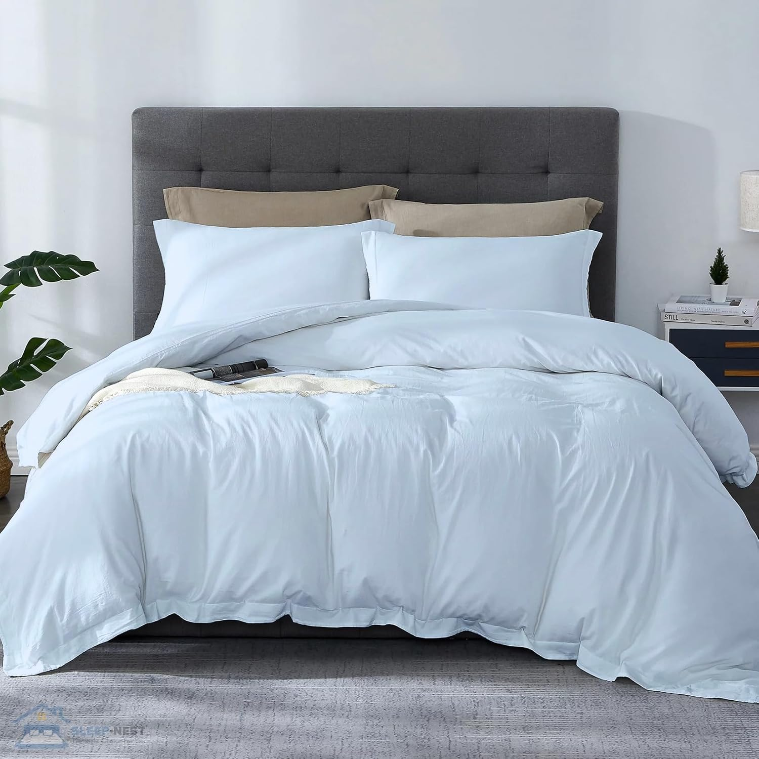 SLEEP-NEST Hotel Luxury Duvet Cover King Size 104"X90", 3 Piece All-Season Bedding Set with Zipper Closure & Corner Ties, 100% Egyptian Cotton, 600 TC, Extra Soft & Breathable Cover &ndash; Light Blue image number 1