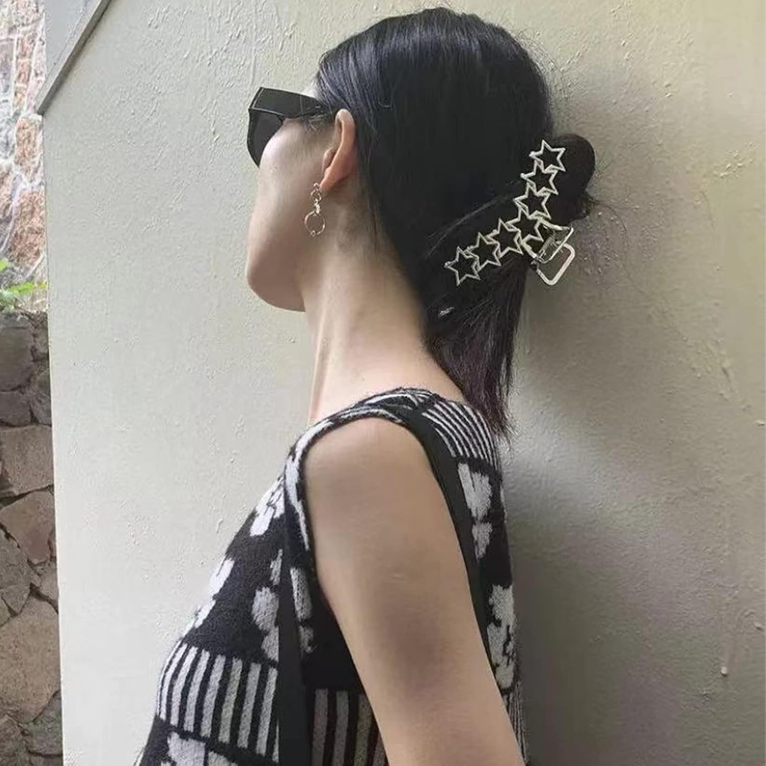 VOTACOS 2PCS Y2K Metal Hair Claw Clips Star Heart Hair Clips for Women Big Nonslip Design Claw Hair Clips for Thick and Thin Hair Stitching Silver Large Hair Accessories for Women and Girls. image number 3