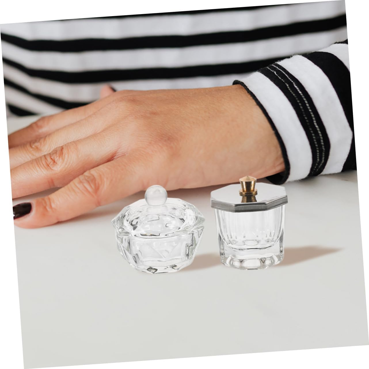 BAZEITFLOW Nail Dappen Dish with Metal Lid 1 Piece Mini Glass Nail Art Cup Thickened Design Suitable for Manicure Use image number 1