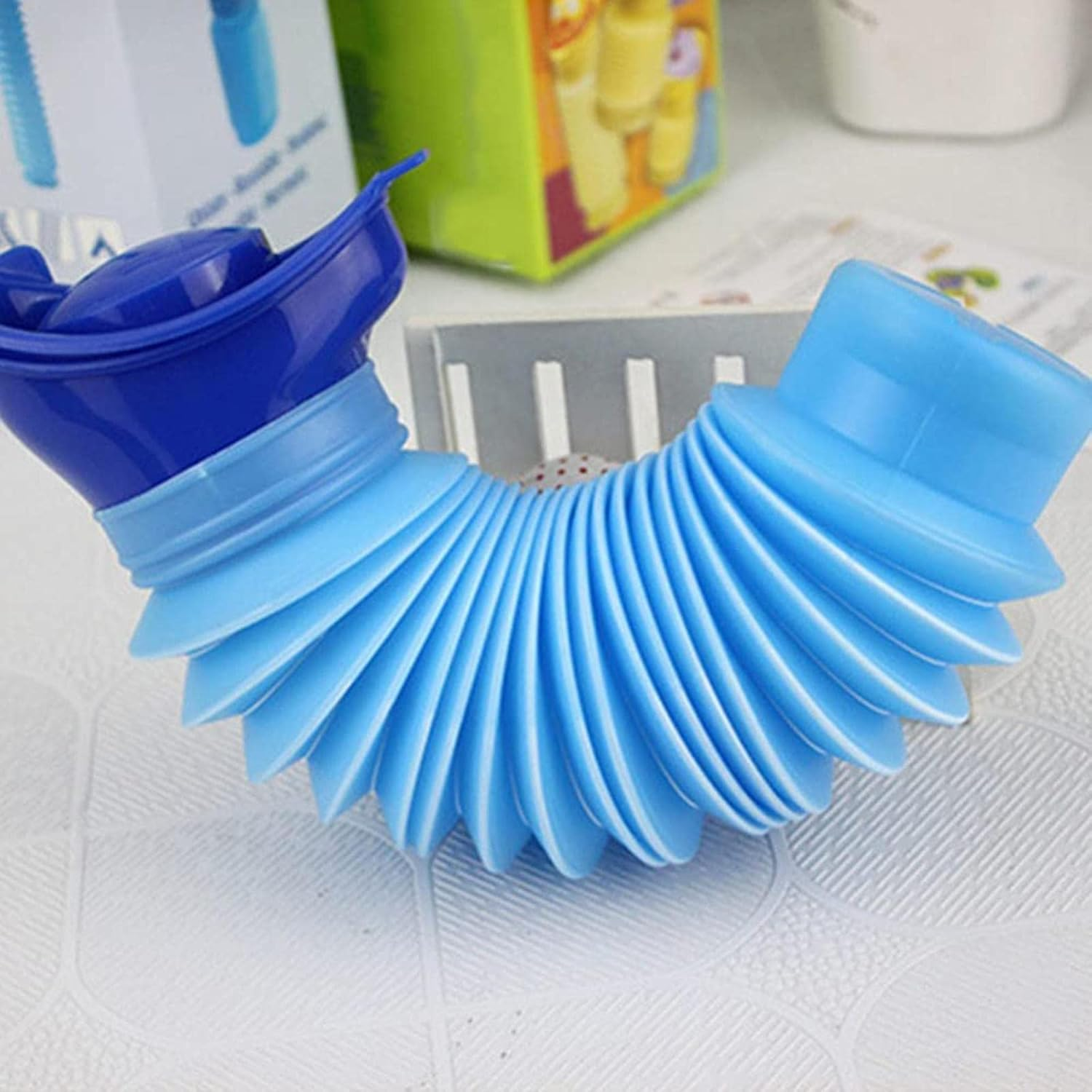 2PCS Men&rsquo;S Pocket Toilet, Emergency Urinal Portable and Reusable Outdoor Shrinkable Urinal, Unisex Portable Mobile Toilet Potty Pee Urine Bottle for Camping Travel Traffic Jam and Queuing image number 2