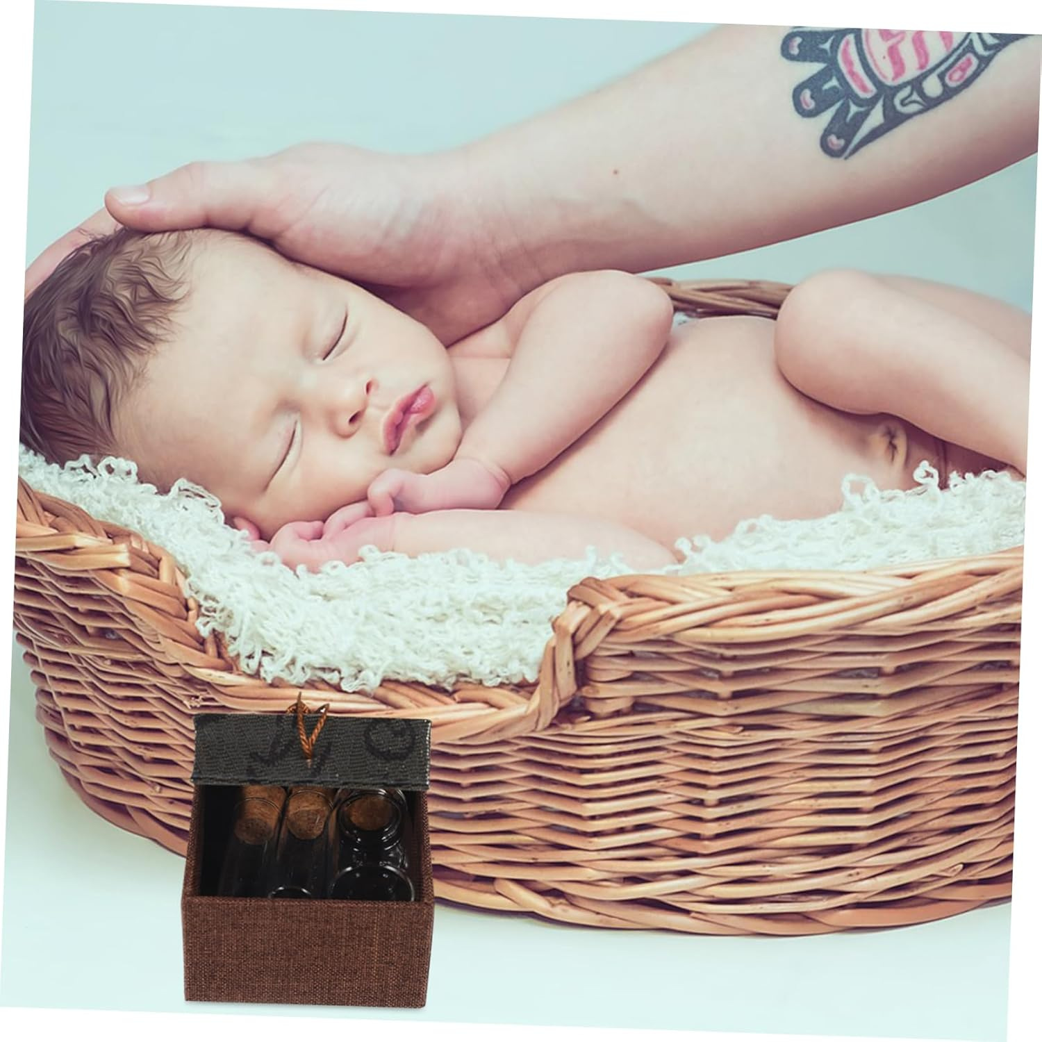 Baby Keepsake Holder Fetal Hair Box and Kids Teeth Keepsake Organizer Glass Set of 3 for Newborn Memory Collection Random Style image number 2