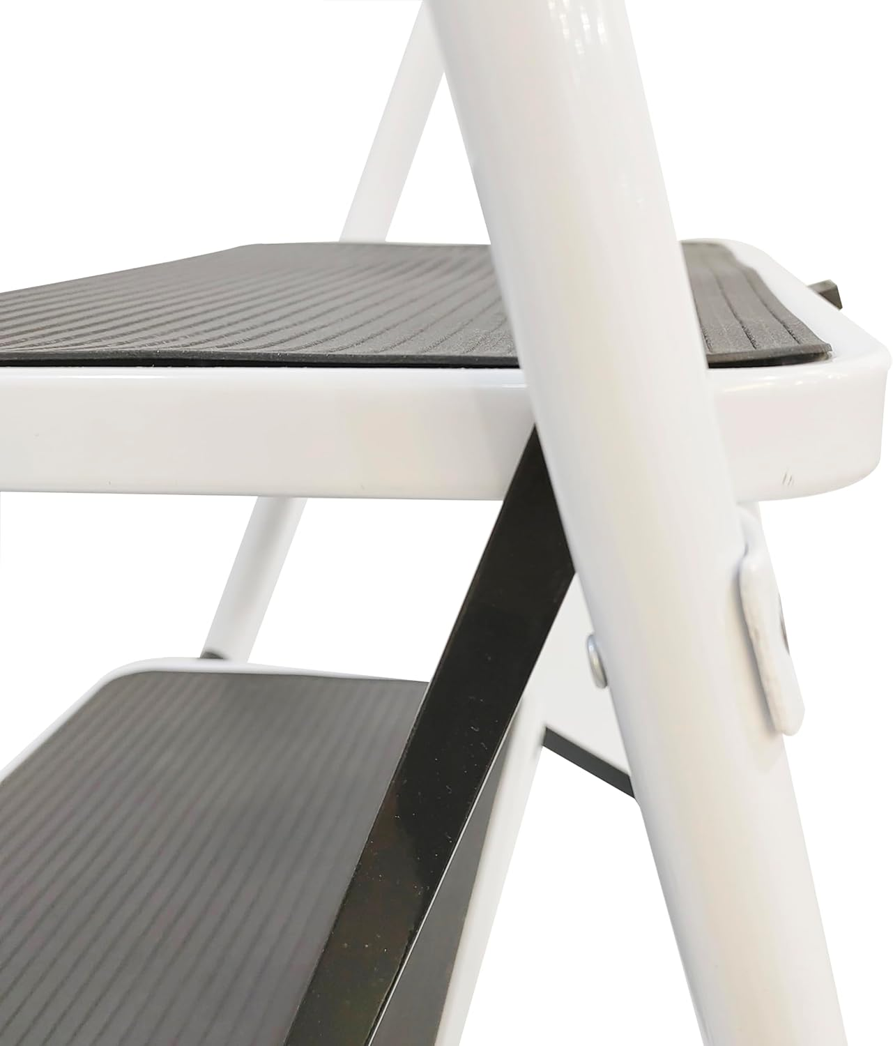 L.T. Williams 3 Step Steel Ladder White 9756 image number 2