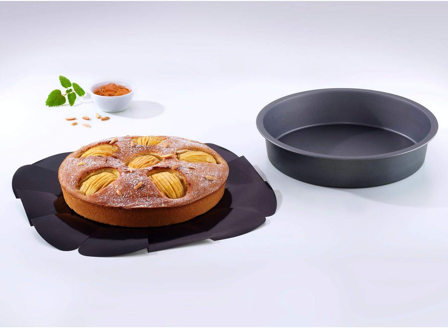 Nostik Reusable Non-Stick 20Cm round Cake Tin Liner - Black image number 3