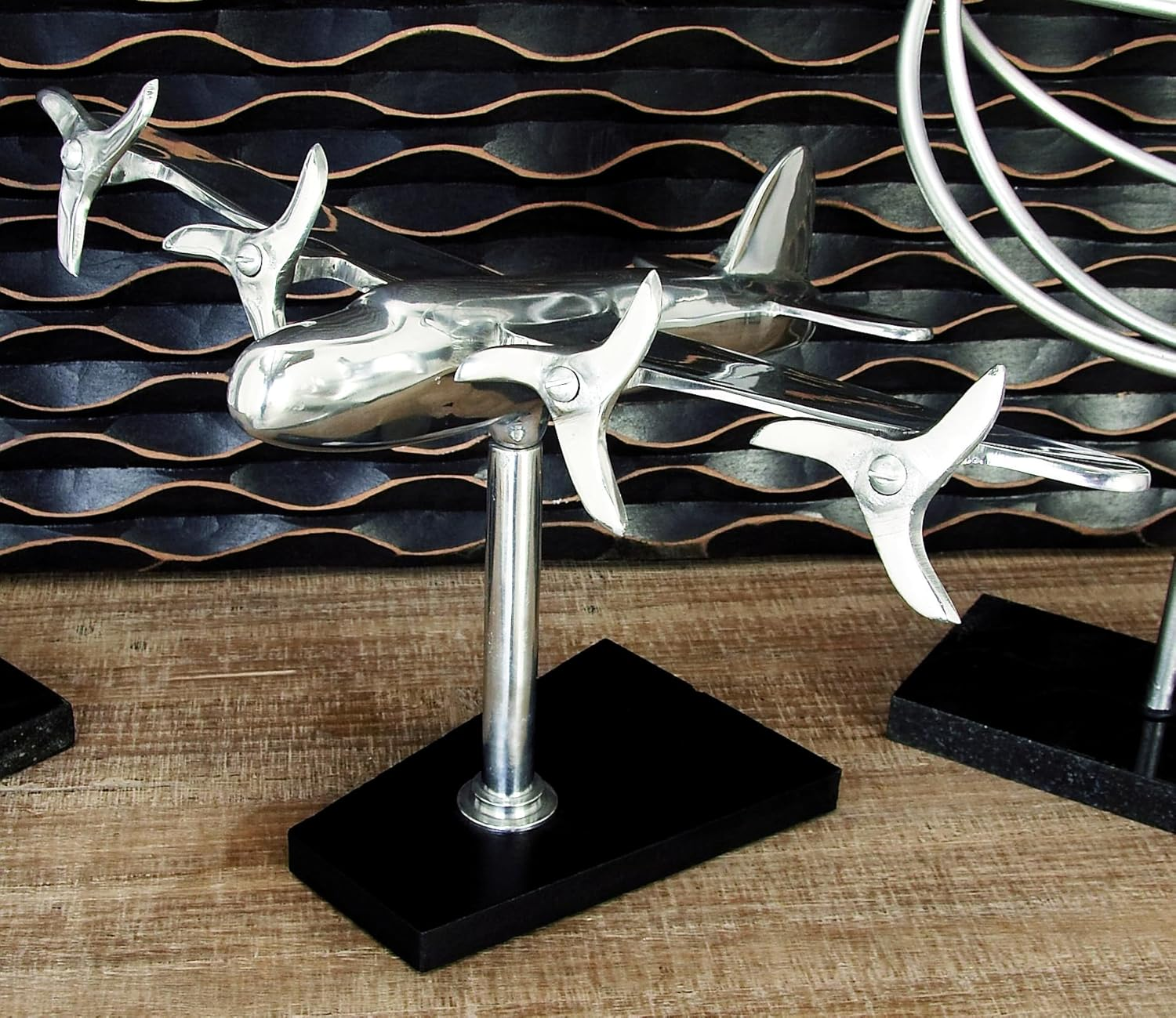 Deco 79 Whimsical Touch Aluminum Aero Plane Decor with Resplendent Shine image number 2