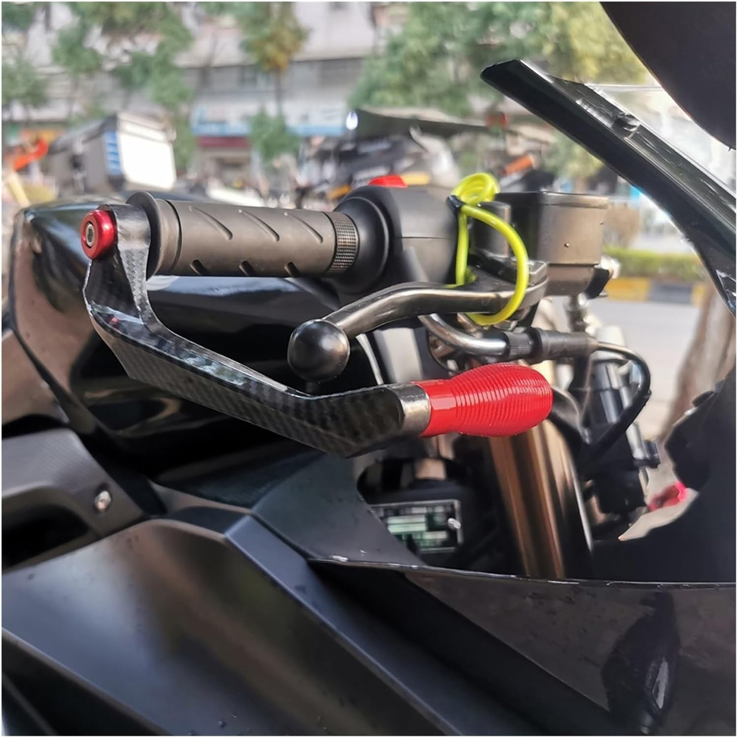 Jininshengxindianzi Motorcycle Handlebar Grip Guard Brake Clutch Lever Protector Compatible with Yamaha YZF R6 R1 R3 R15 V3 R125 R25 R7 2022 2021 2020 2024 2023(Black Lever Guard)