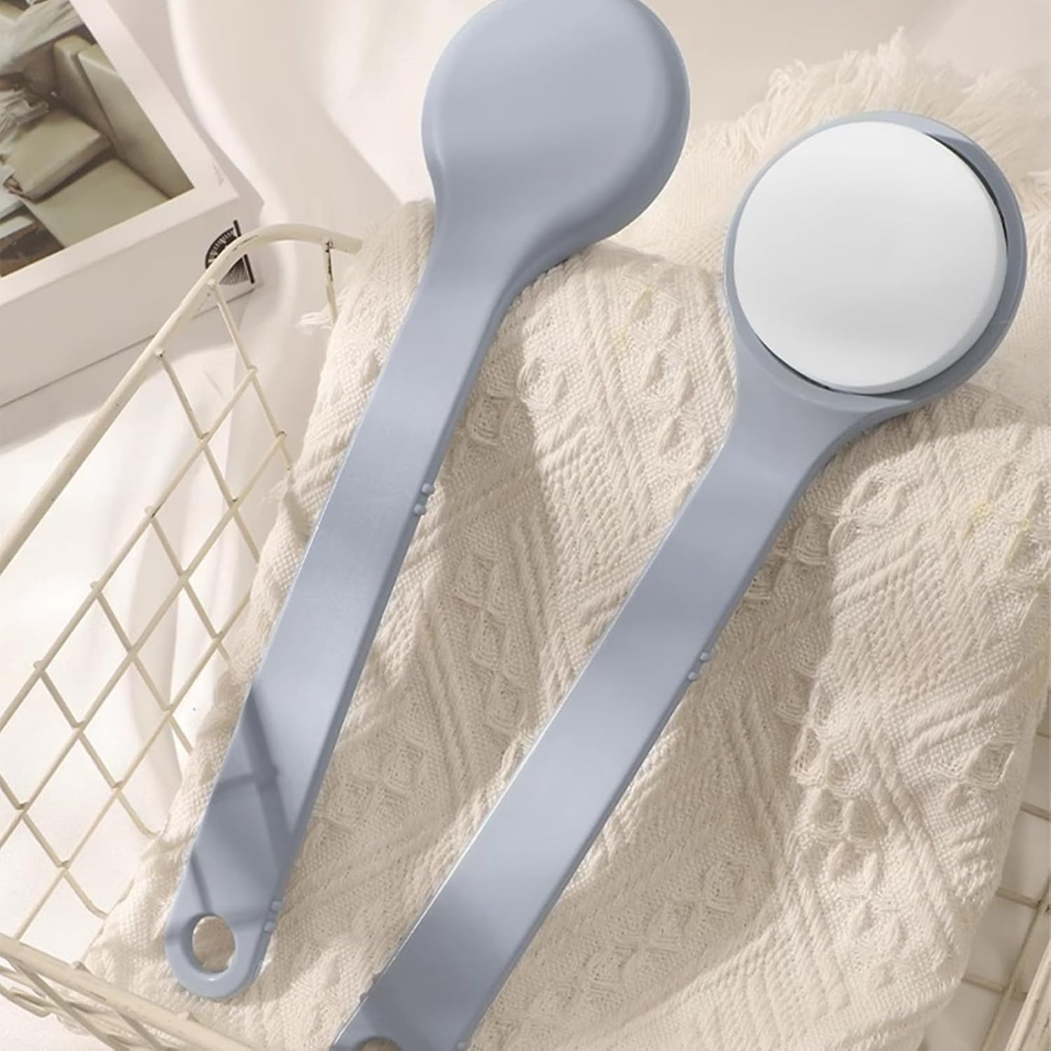 Lmyit Lotion Applicator for Back - Back Sunscreen Applicator for Senior | Moisturizing Oils Apply Equipment with Extended Handle for Kid Girls Teens Elderly image number 6