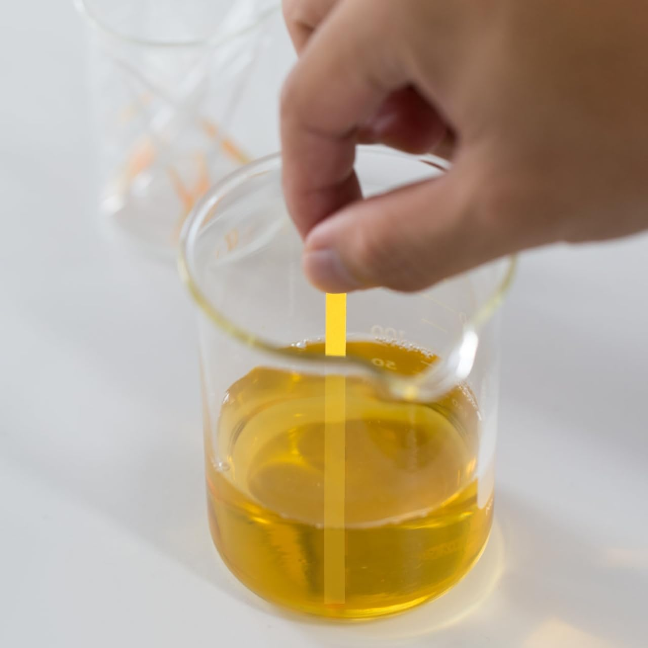 Ph Test Paper Roll 0-14 Range Acid Alkalinity Water Quality Testing Strip Portable 1 Roll for Laboratory and Home Use image number 1