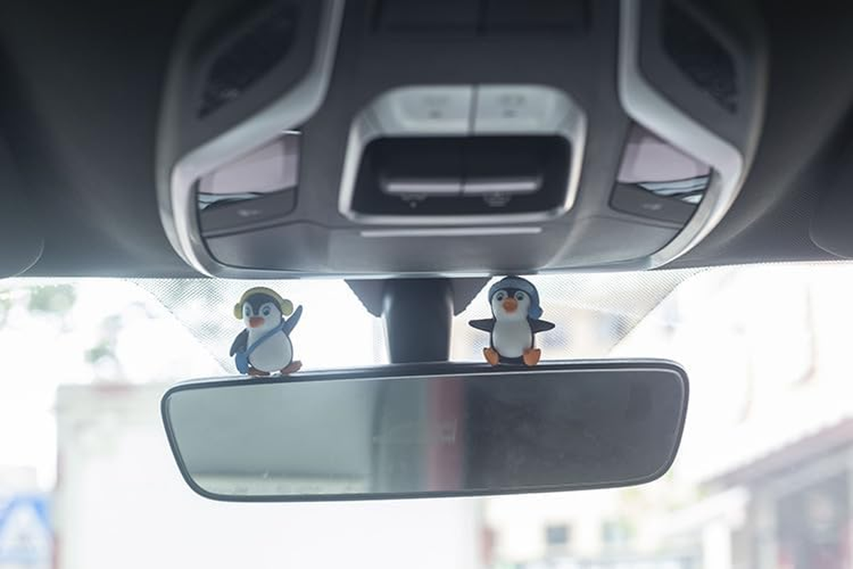 BNTR Penguin Accessory 4-Pack Home Decoration Stocking Stuffers Cute Animal Car Dashboard Decoration House Ornament Valentine Nice Gift image number 4