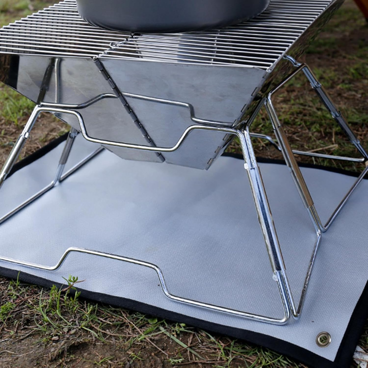 Mat,Camping Stove Fire Resistant Mat - Foldable Protection Grease Proof Pads for outside Cooking Stove Charcoal Burner Bonfire Grill image number 4