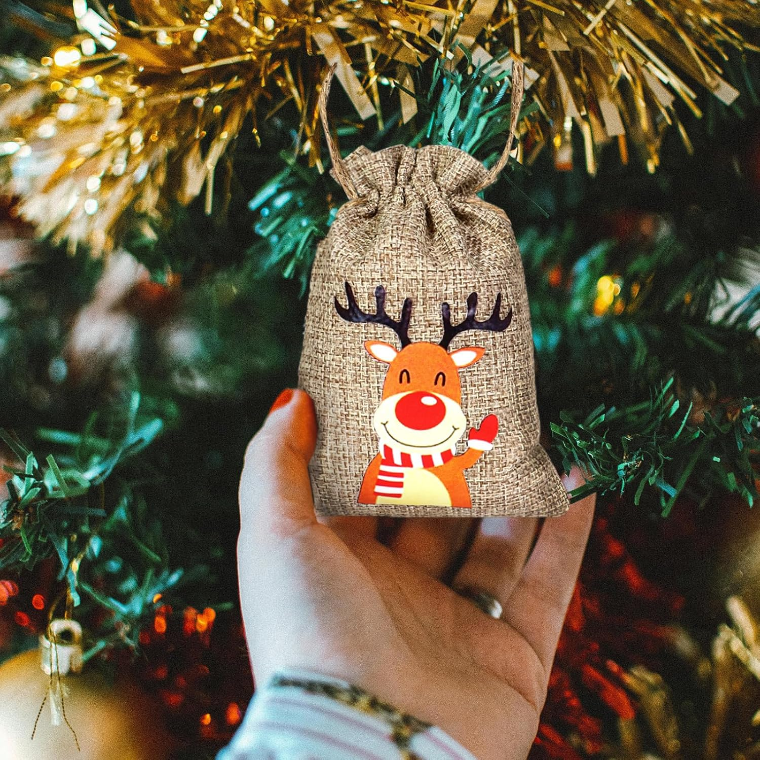 12 Pack Christmas Linen Bags, 10 X 15 Cm Bags, Candy Goodie Treat Bags, Drawstrings Burlap Bags for X&lsquo;Mas Party, Reusable Wrapping Bags (12 DESIGNS) - Graphic image number 2