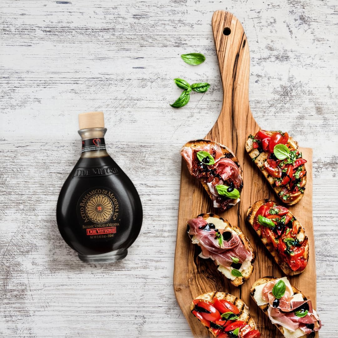 Due Vittorie Balsamic Vinegar of Modena ORO 250 Ml image number 5