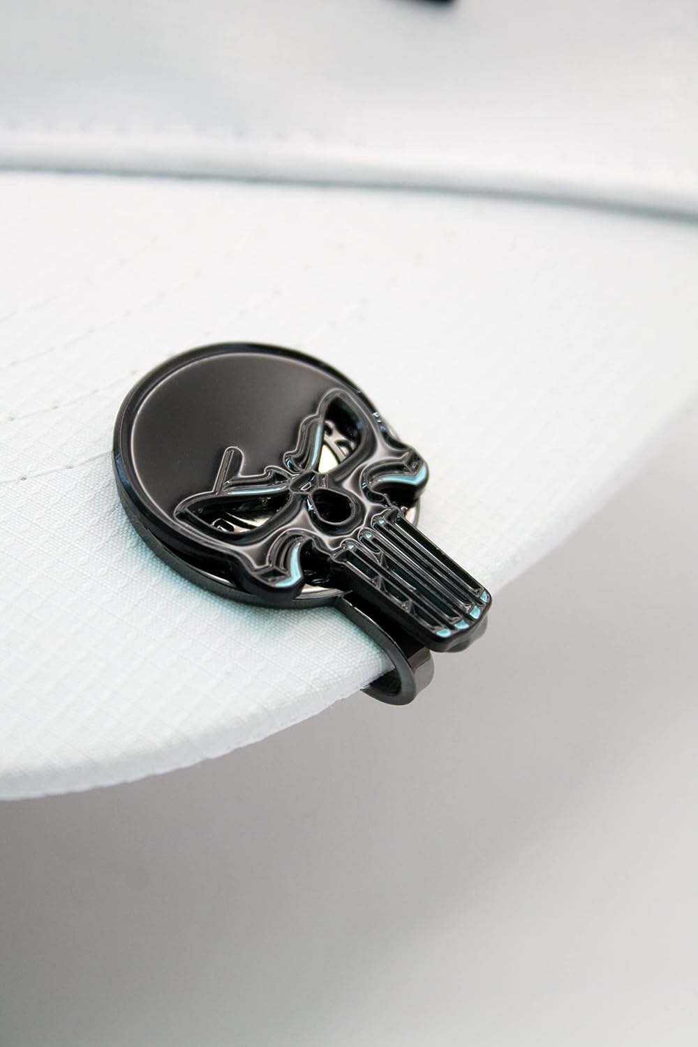 MULLIGAN HOOLIGAN &middot; Golf &middot; Gift Store EST. 2021 Golf Ball Marker + Magnetic Hat Clip, Unique Golf Gift, Premium Quality, the for Your Favorite Golfer, Golf Accessories for Any Occasions (Skull)