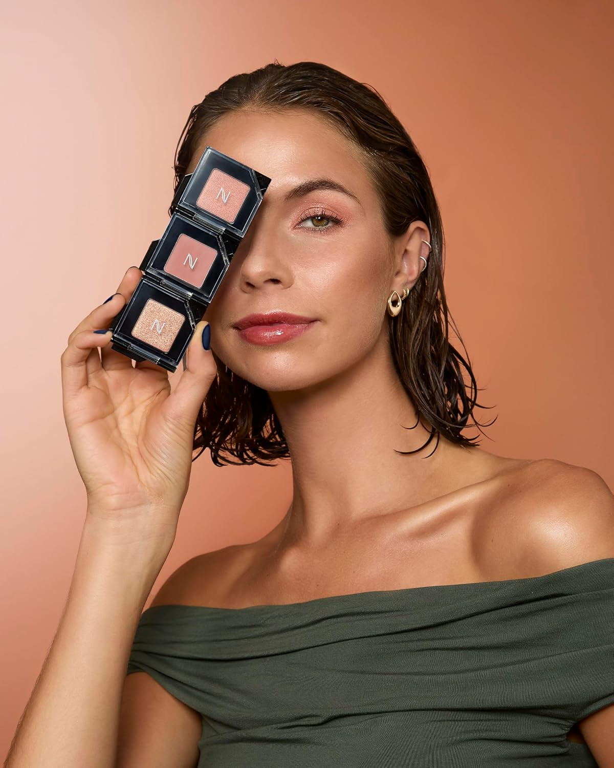 Natio Australia Single Eyeshadow Copper - Burnt Orange Shimmer Clickable Eyeshadow - Vegan Friendly image number 3